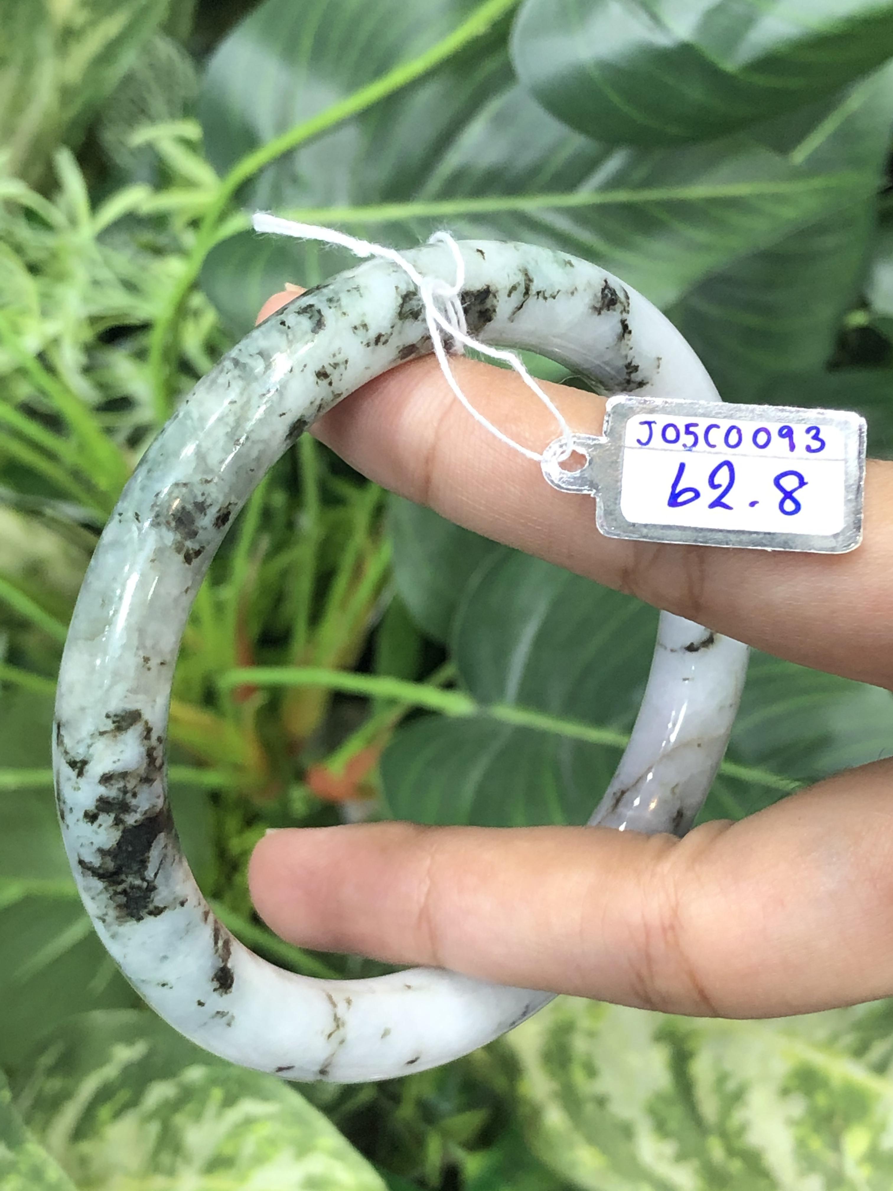 ๋J05C0093 หยก พม่า แท้ Jade กำไลหยก 62.8 มม (Jade bracelet) พม่า (Myanmar)