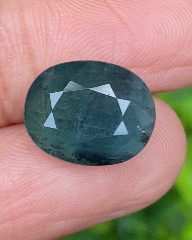 พลอย แกรนดิเดียร์ไรท์ Grandidierite 6.72 กะรัต (Cts.) พร้อมใบเซอร์ พลอยแท้ อัญมณีมงคลประจําวันเกิด เครื่องประดับพลอย
