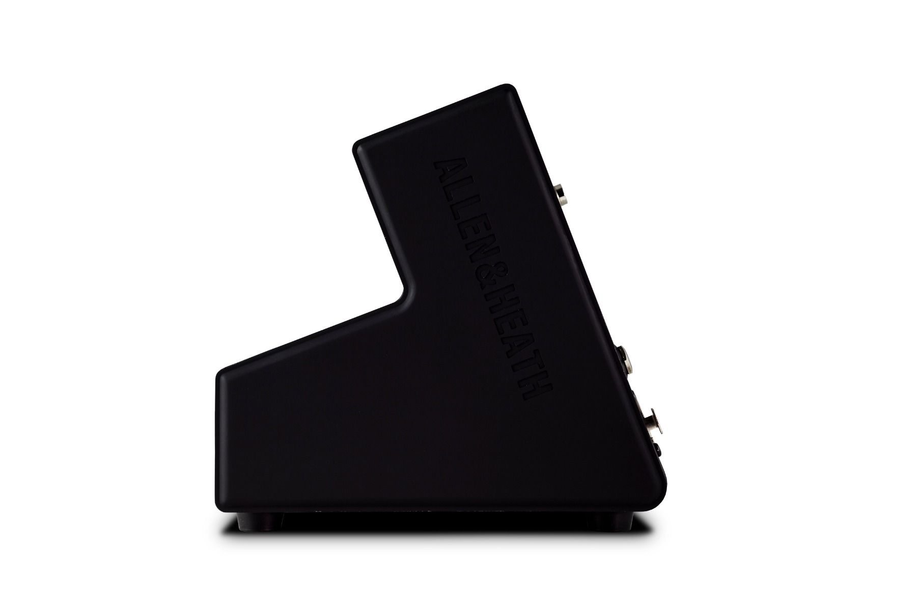 ALLEN & HEATH QU-SB Rackmountable Digital Mixer ดิจิตอลมิกเซอร์ขนาดเล็กแบบเข้าแร็ค 16 Mic/Line Inputs