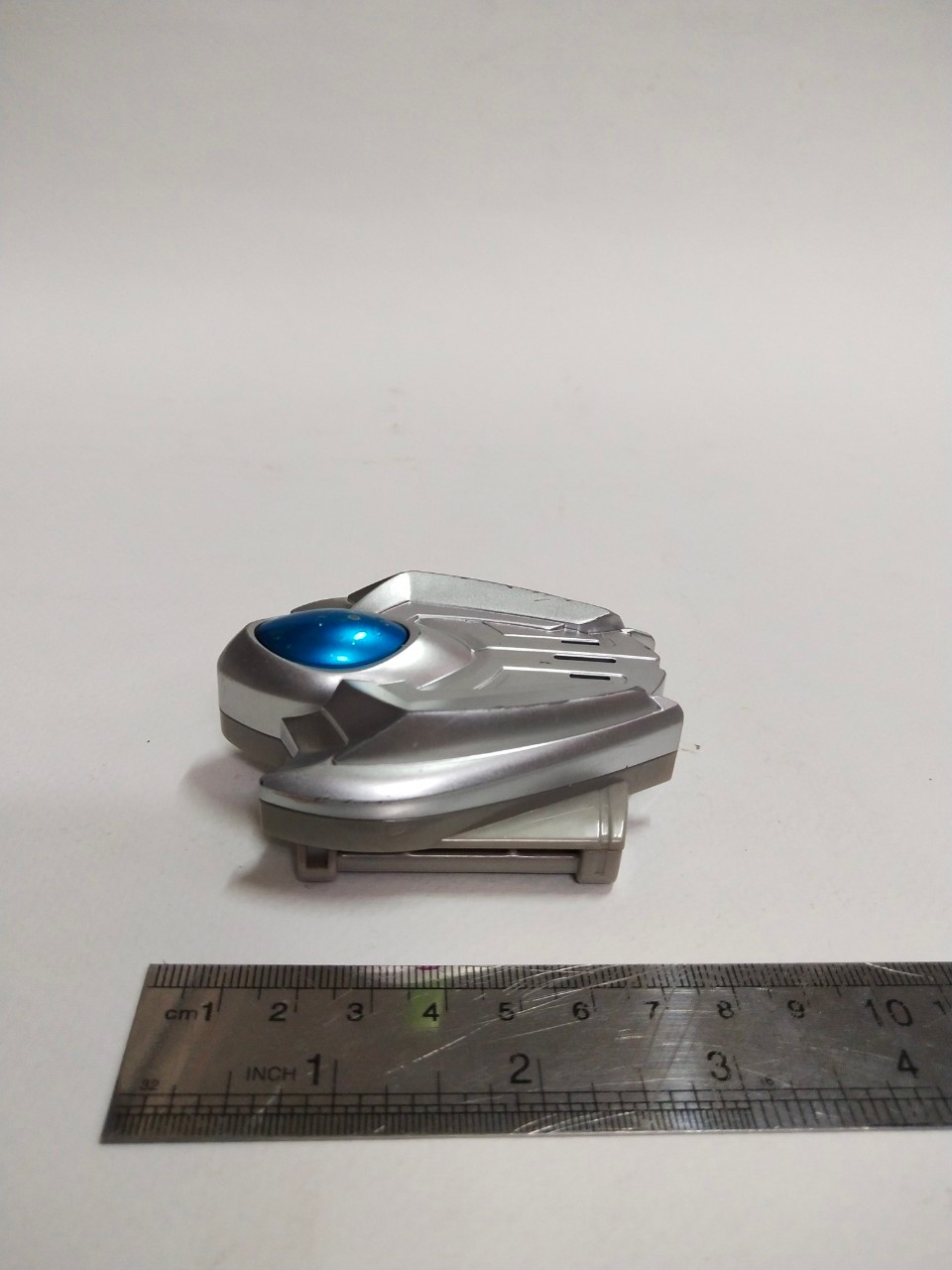 แคนดี้ทอย ที่แปลงร่างอุลตร้าแมนซาก้า แบบที่2 ใส่ถ่าน มีเสียงปกติ ***ไม่มีสาย มือสองสภาพดีมีรอยสีถลอก