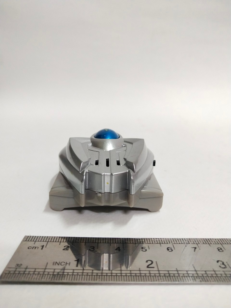 แคนดี้ทอย ที่แปลงร่างอุลตร้าแมนซาก้า แบบที่2 ใส่ถ่าน มีเสียงปกติ ***ไม่มีสาย มือสองสภาพดีมีรอยสีถลอก