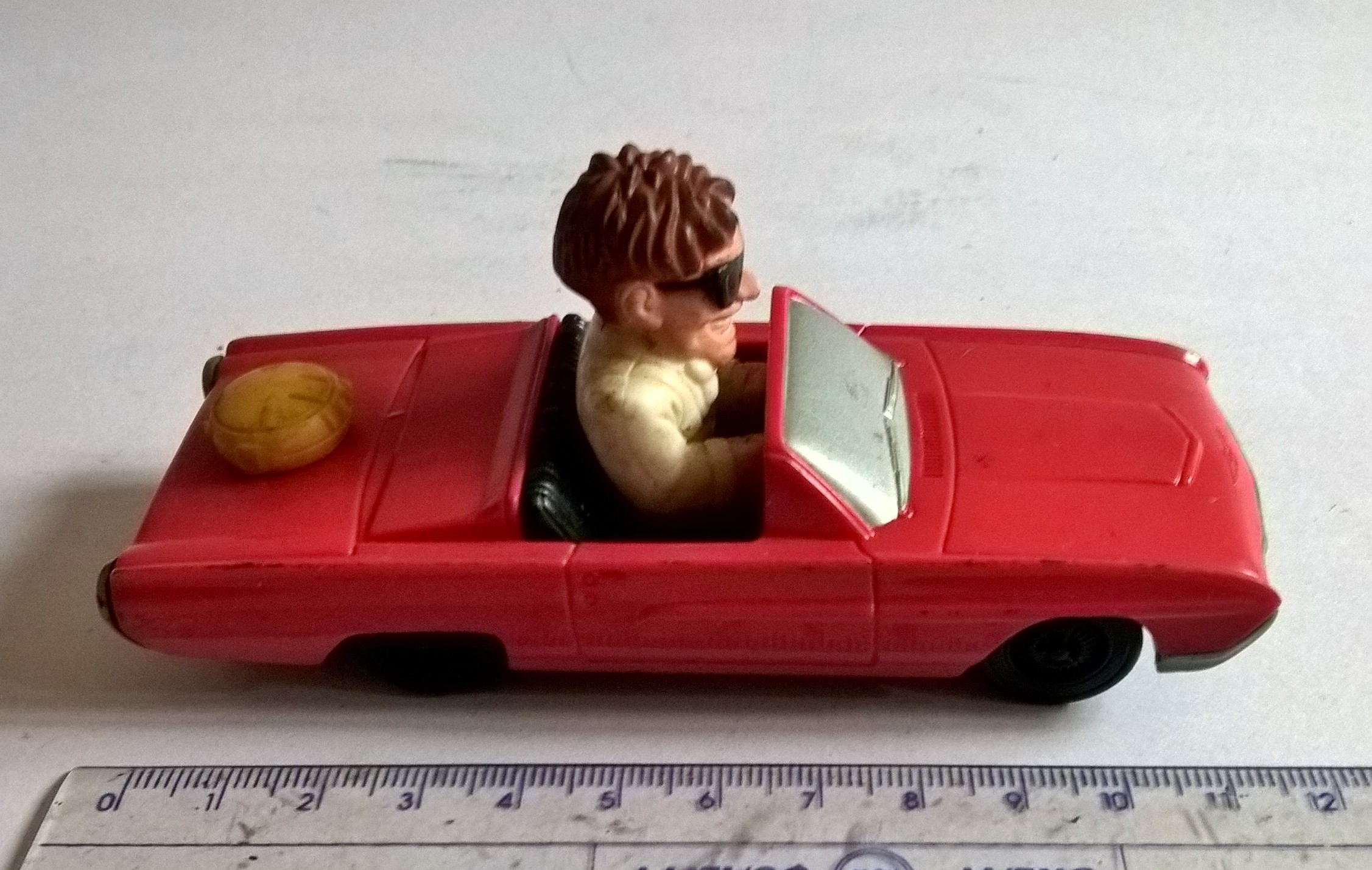 Old Collectible Toys from Mc Donald "Robbin William Stared"เซ็ทของเล่นรถ จากแมคโดนัลด์