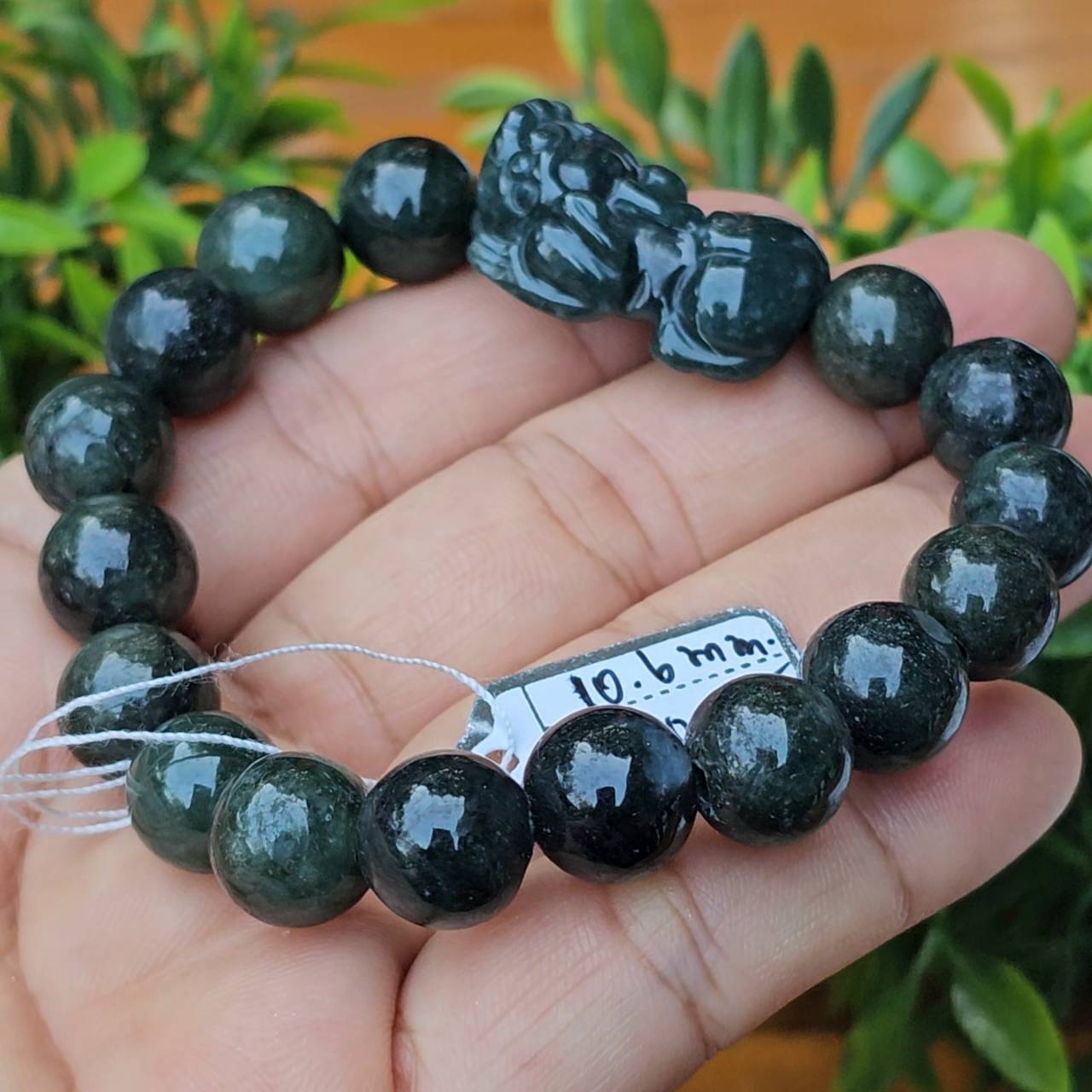 JB6803005 หยก พม่า แท้ Jade กำไล ปี่เซียะ ประคำหยก 10.6 มม. (Jadeite Beads Bracelet) พม่า (Myanmar)