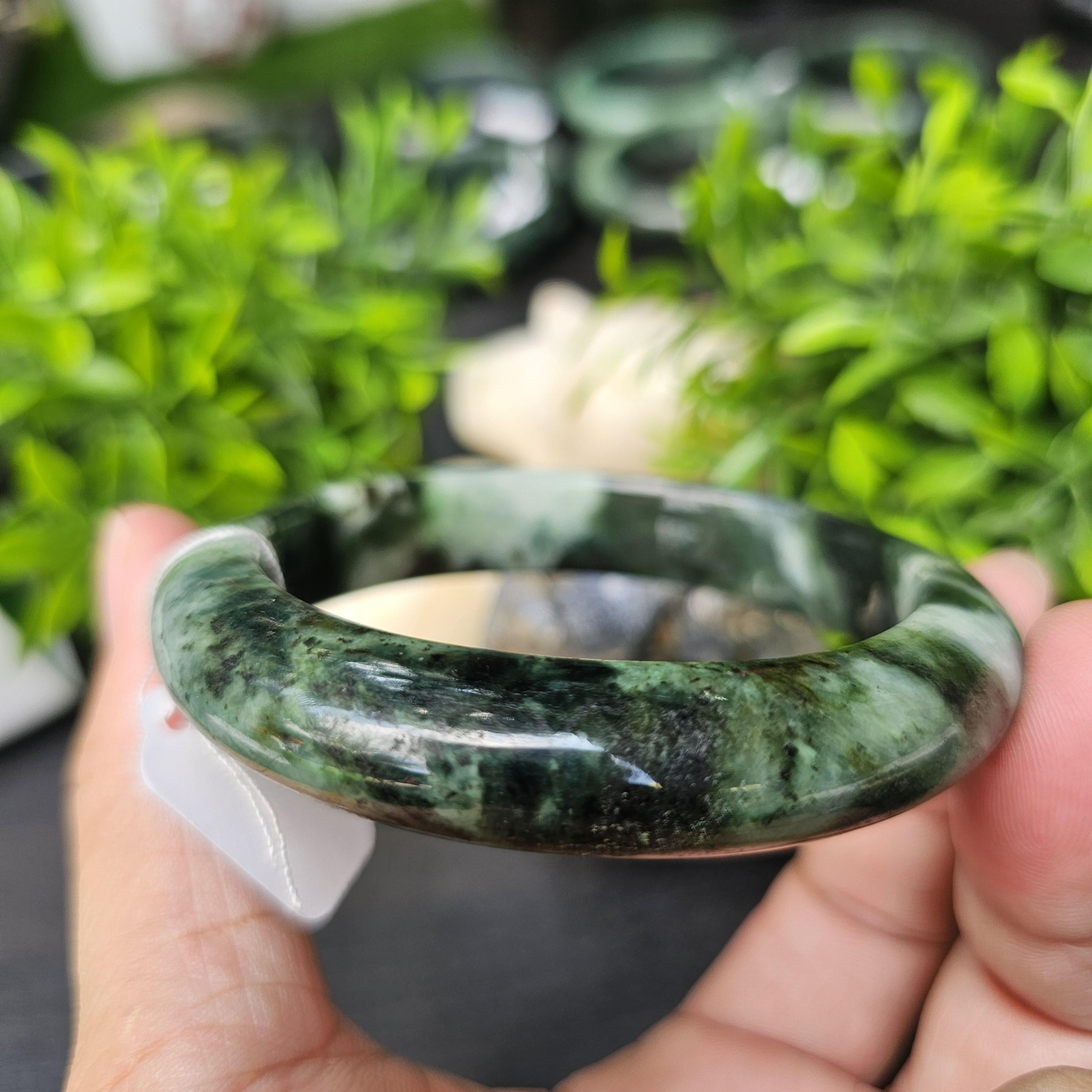 JB6804024 หยก พม่า แท้ Jade กำไลหยก 62.3 มม. (Jadeite bracelet) พม่า (Myanmar)