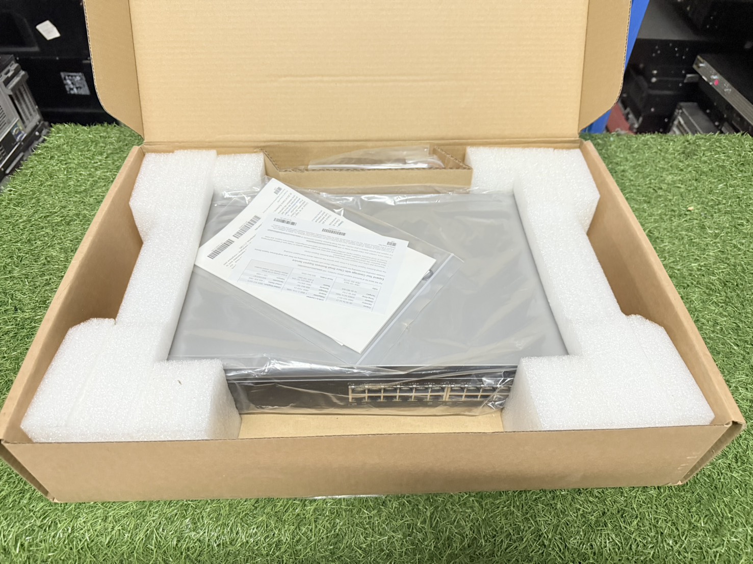 Switch Cisco SF200-24 24 Port 10/100 POE