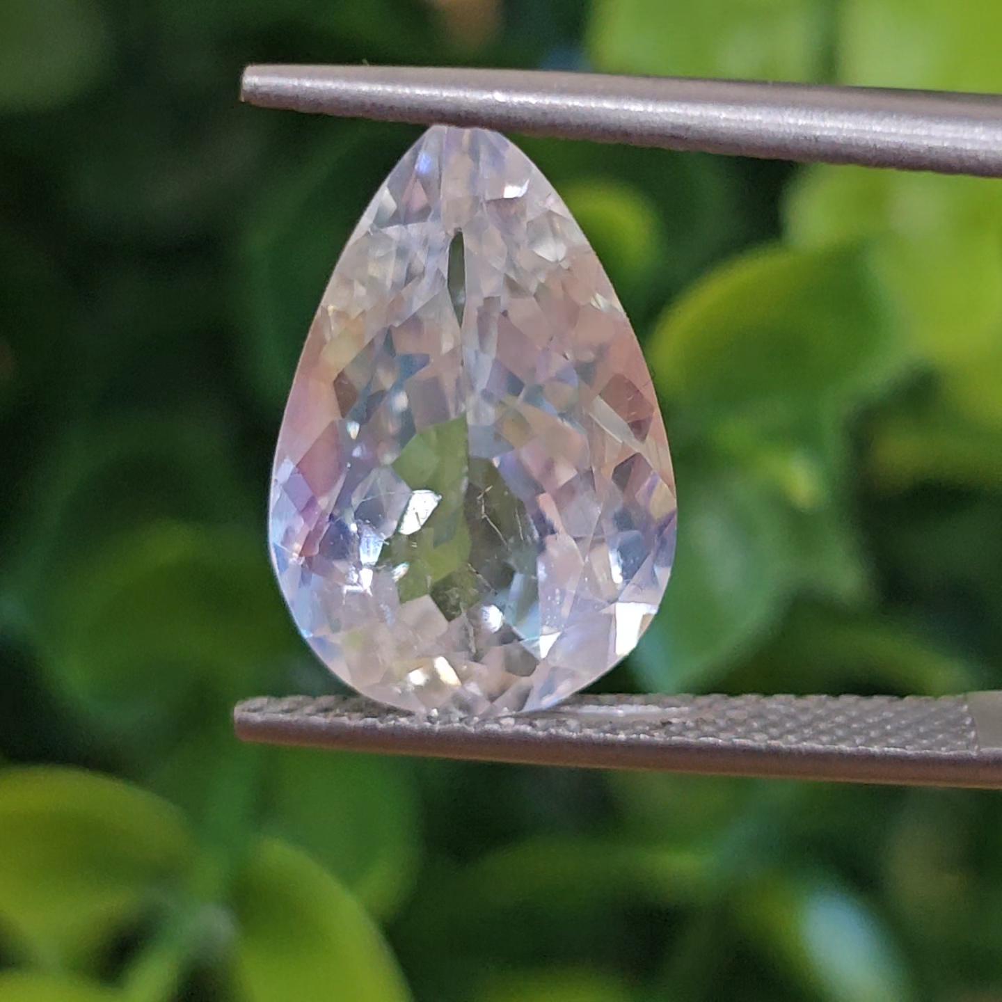 พลอย มูนสโตน เรนโบว์ Rainbow Moonstone 5.60 กะรัต (cts.) พลอยแท้ อัญมณีมงคลประจําวันเกิด เครื่องประดับพลอย