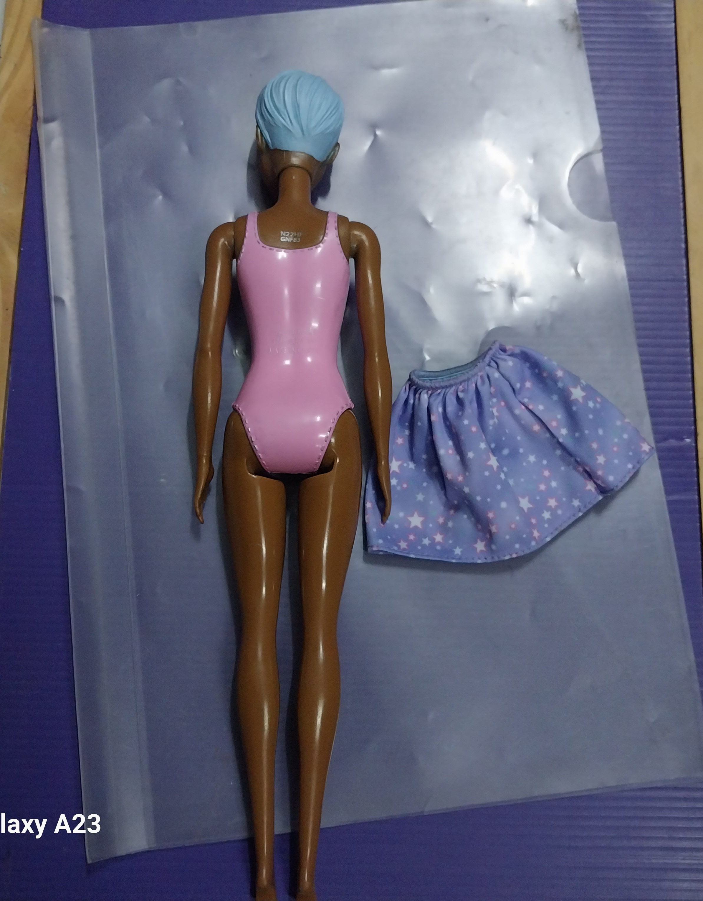 ตุ๊กตาบาร์บี้ รุ่น Cover and Reveal เป็นตุ๊กตารุ่นเซอร์ไพรส์ จาก แมทเทล