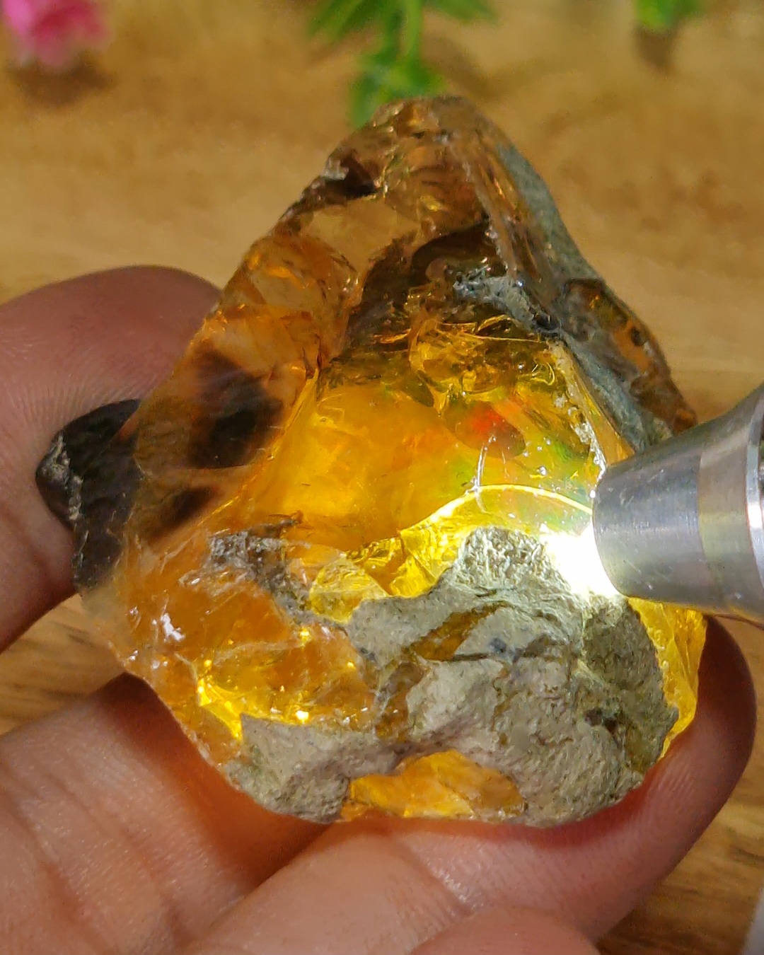 ก้อน ผลึก โอปอล Opal 40 กรัม (Grams.) พลอยแท้ อัญมณีมงคลประจําวันเกิด เครื่องประดับพลอย