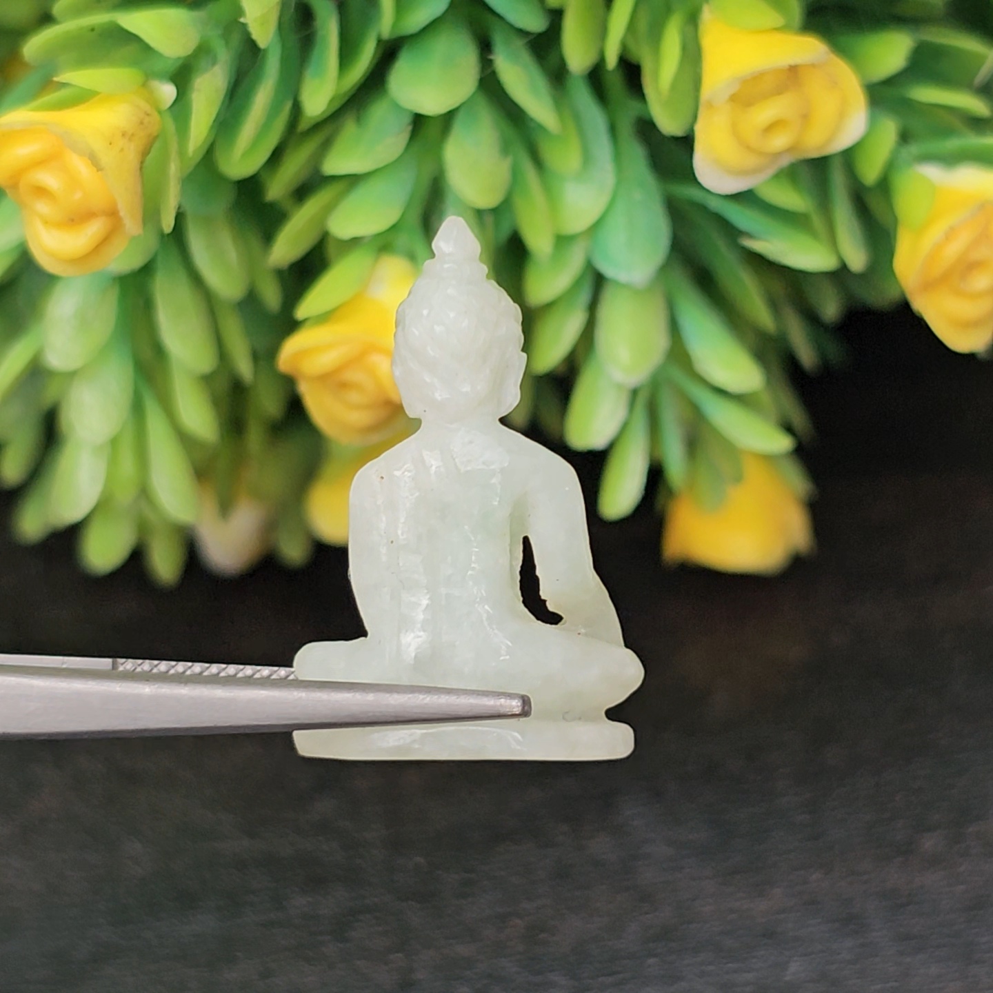 หยก แกะสลัก รูป พระ (Burmese jadeite) 16.84 กะรัต (cts.) หยก พม่า แท้