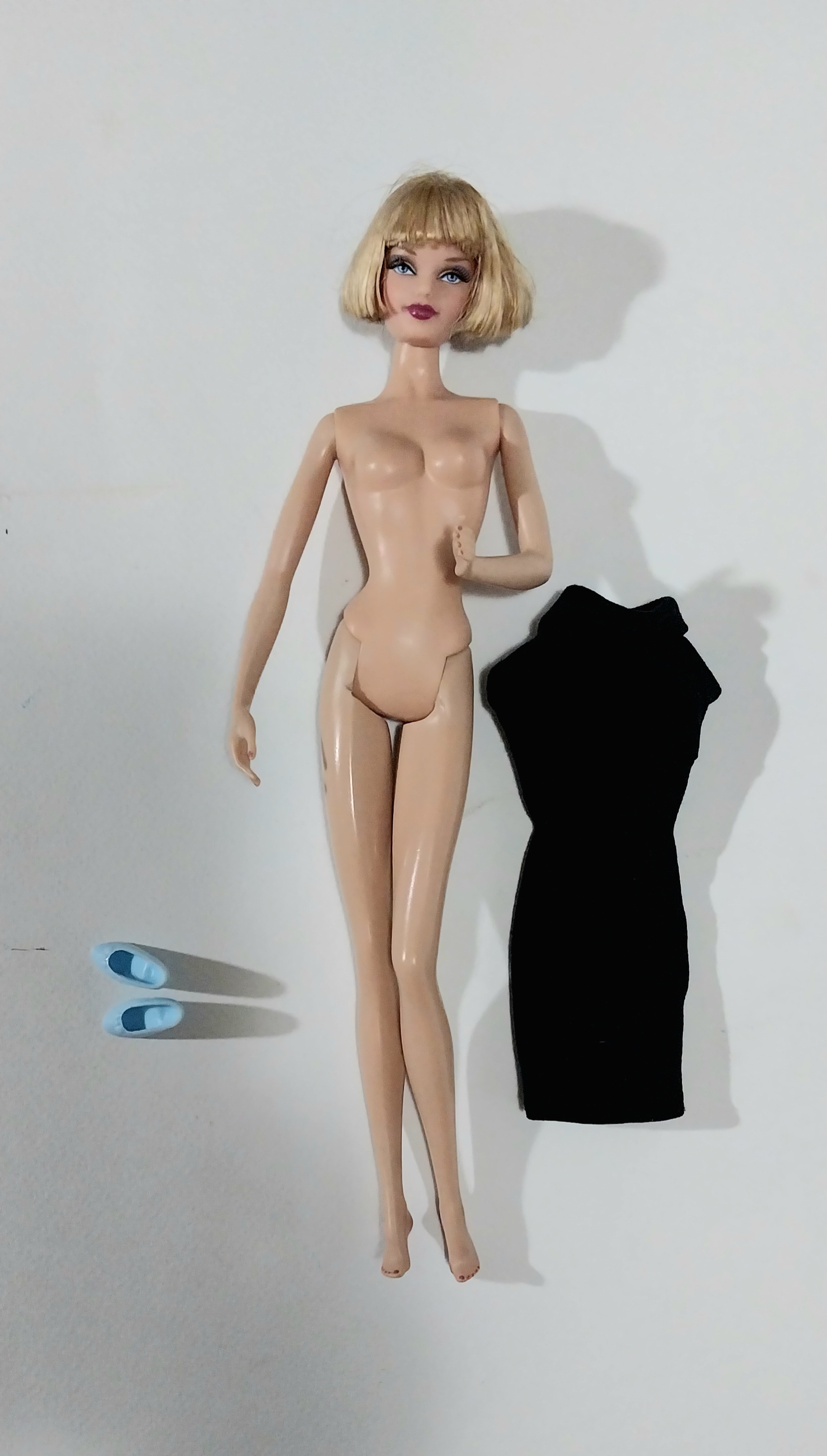 มีหลายภาพ,บาร์บี้เบสิค Barbie Basics Doll,Black Label ของแท้Mattel, รองเท้าไม่ได้มากับชุด,ไม่มีส่วนใดหลวม