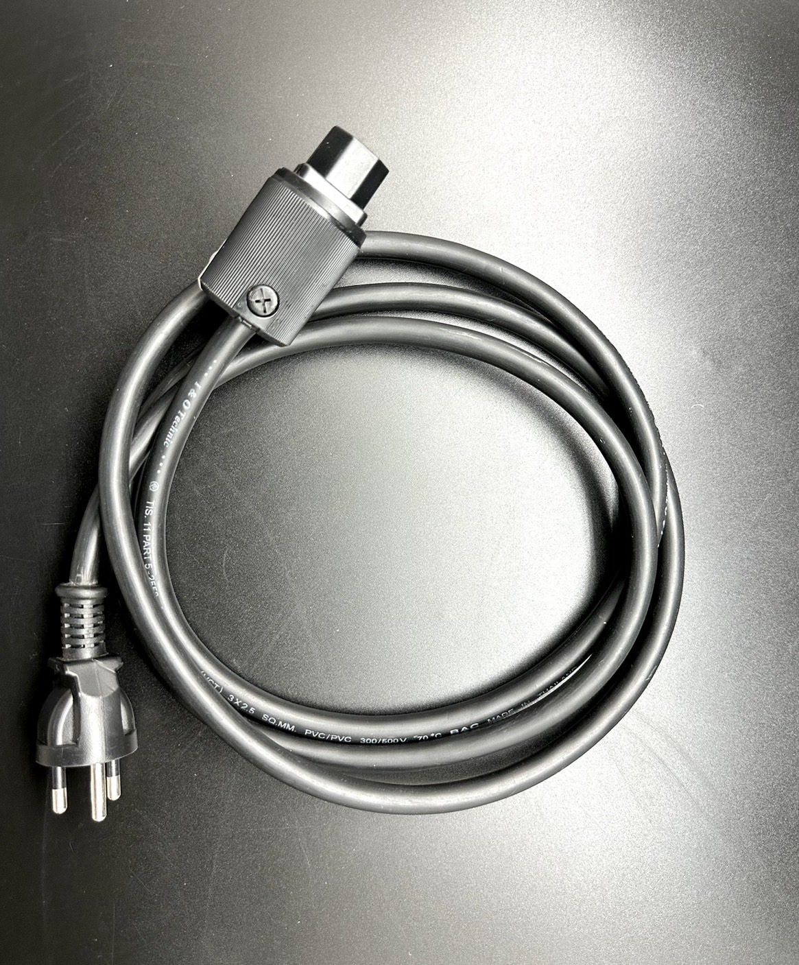 สายไฟVCT มีปลั๊ก หัวปลั๊กคอม Hubbell 15A ยาว 2 เมตร