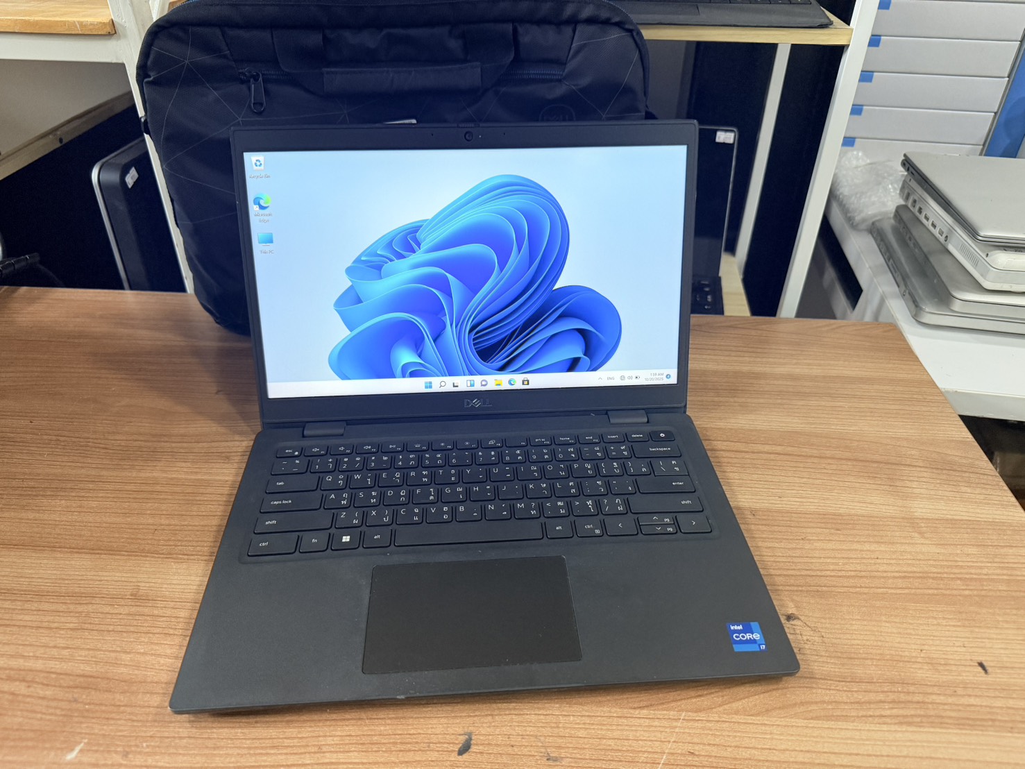 Notebook Dell Latitude 3430 (i7-1255U/16GB/M.2 512GB)+Adapter+กระเป๋า แบต 82%