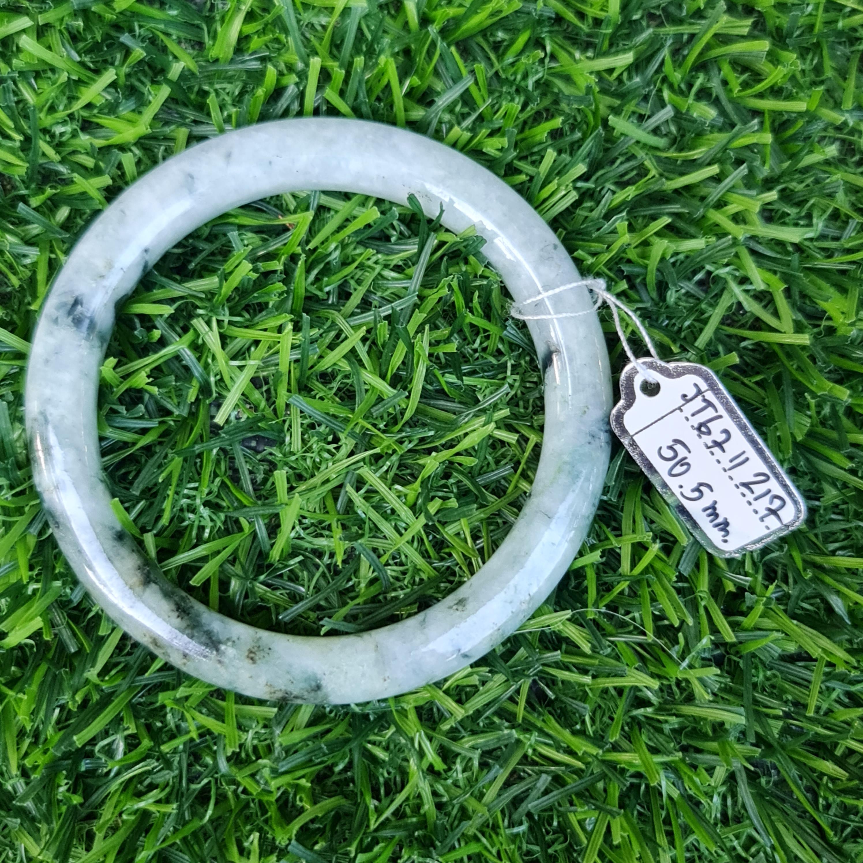 JT6711217 หยก พม่า แท้ Jade กำไลหยก 50.5 มม. (Jadeite bracelet) พม่า (Myanmar)