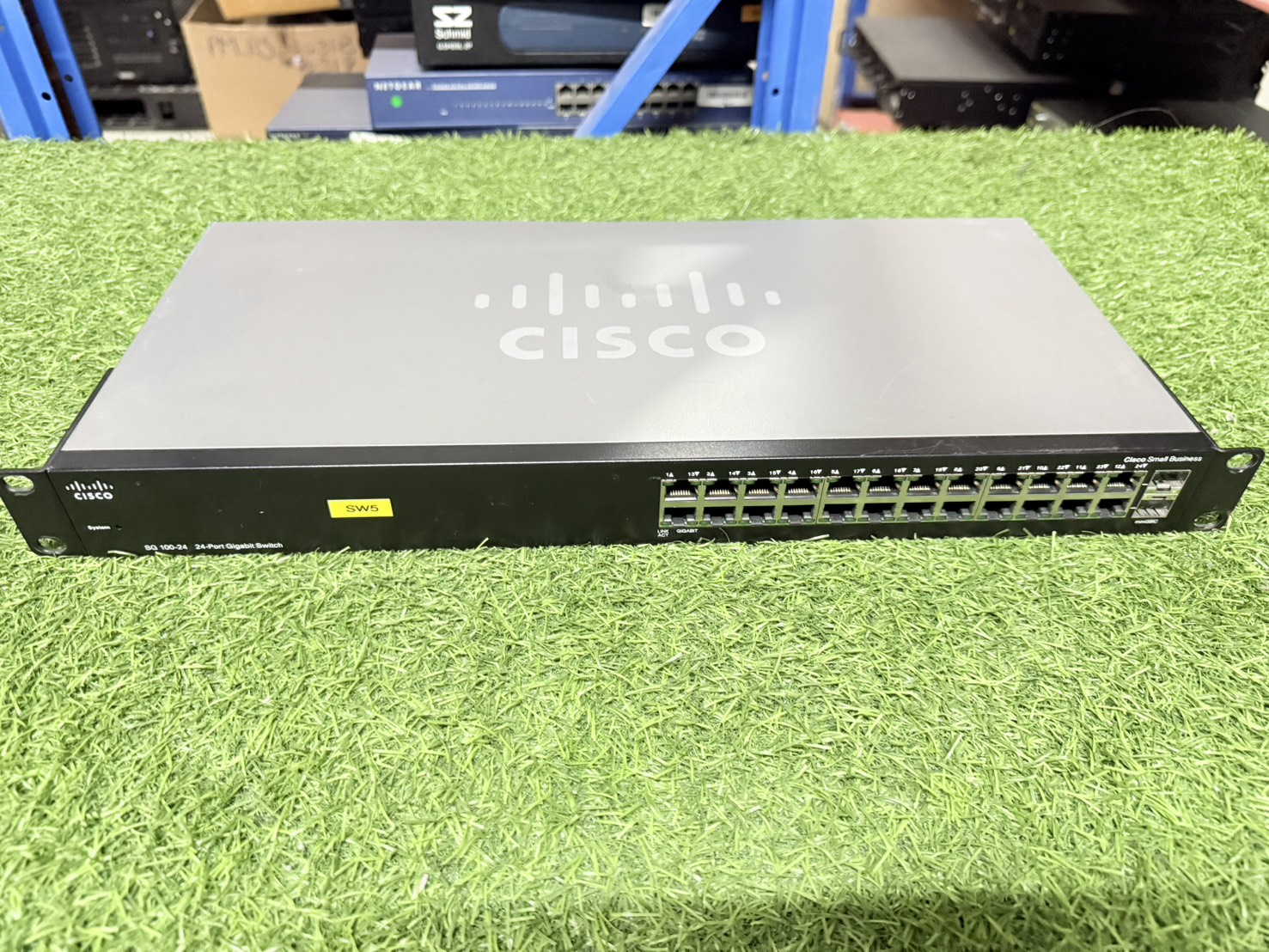 Switch Cisco SG100-24 24-Port