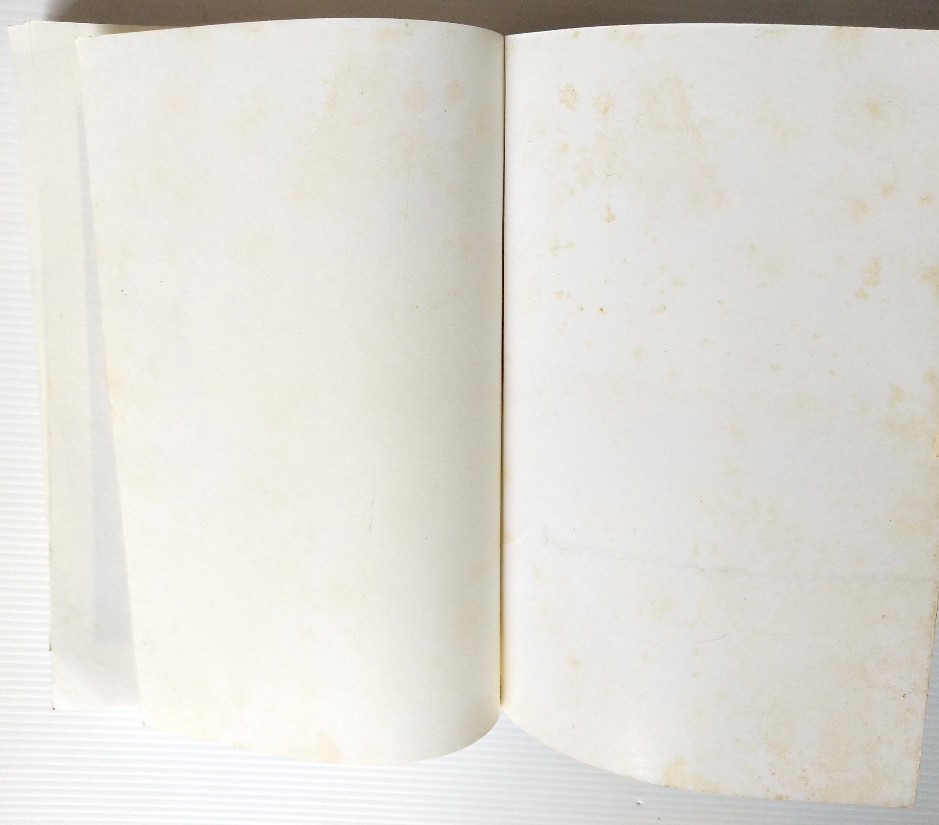 หนังสือนิยายวิทยาศาสตร์ **หนังสือมีตำหนิ โปรดตรจสอบทุกภาพ ยอดขายกว่า45 ล้านเล่มแปลแล้ว 23 "TRIBULATION FORCE-ฝ่าวิกฤติกู้โลก, ภัยร้ายคุกคามโลก ผู้ที่เหลืออยู่รอดรวมกลุ่มต้านกลียุค" โดย TIM LAHAYE ,JERRYB.JENKINS แปลโดย วรรธนา วงษ์ฉัตร