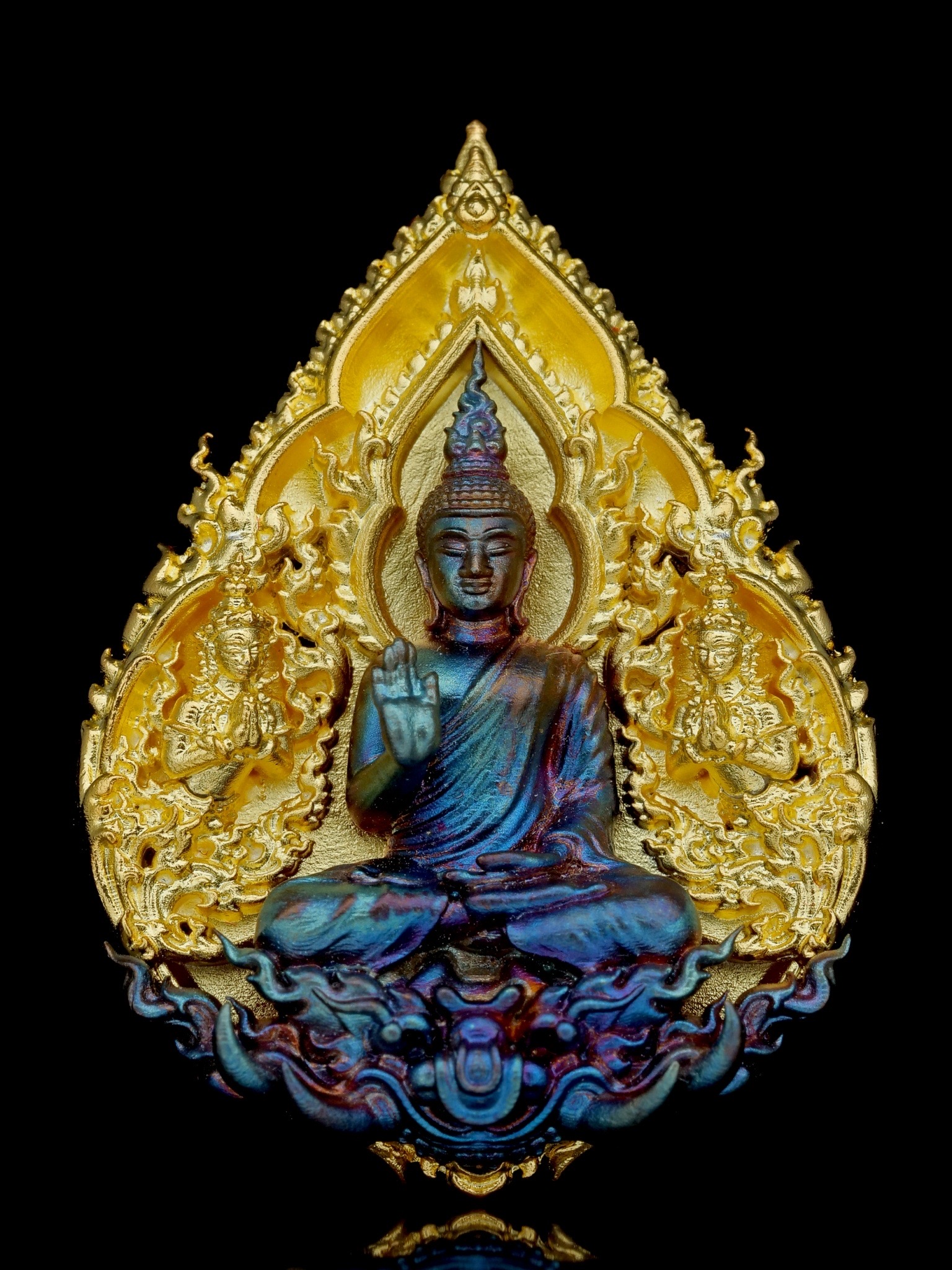 พระพุทธประทานพร รุ่น พุทธบารมี รหัส9 เนื้อบรอนซ์ชุบทอง องค์สีรุ้ง