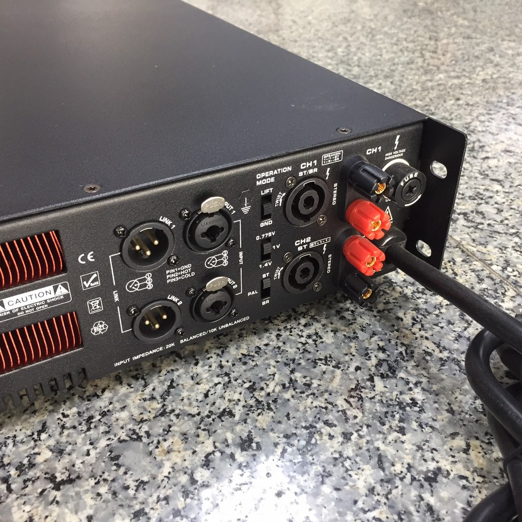 NTS R4000 poweramp