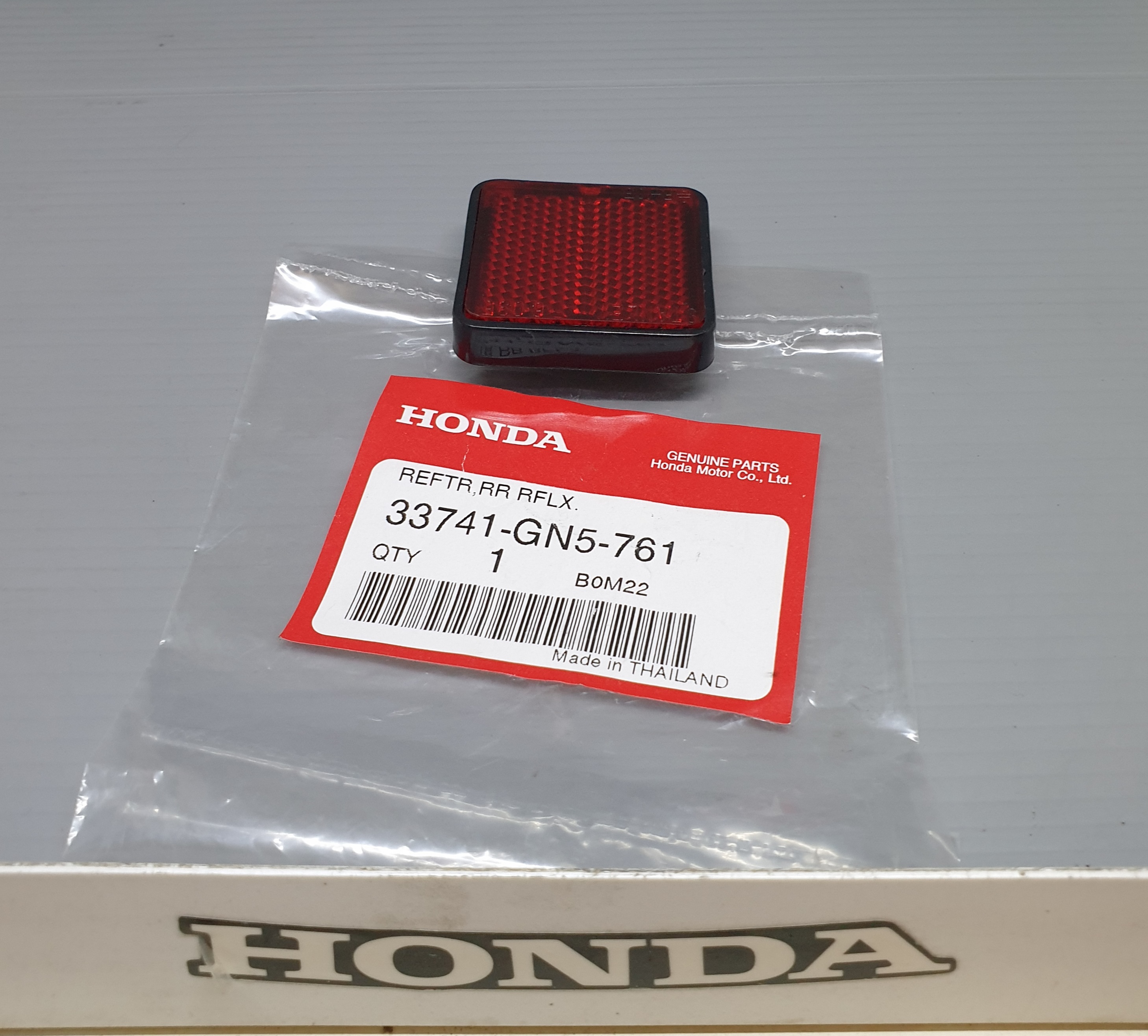 ทับทิมสะท้อนแสง ดรีมC100N,S/เวฟ100,110(2ตา)