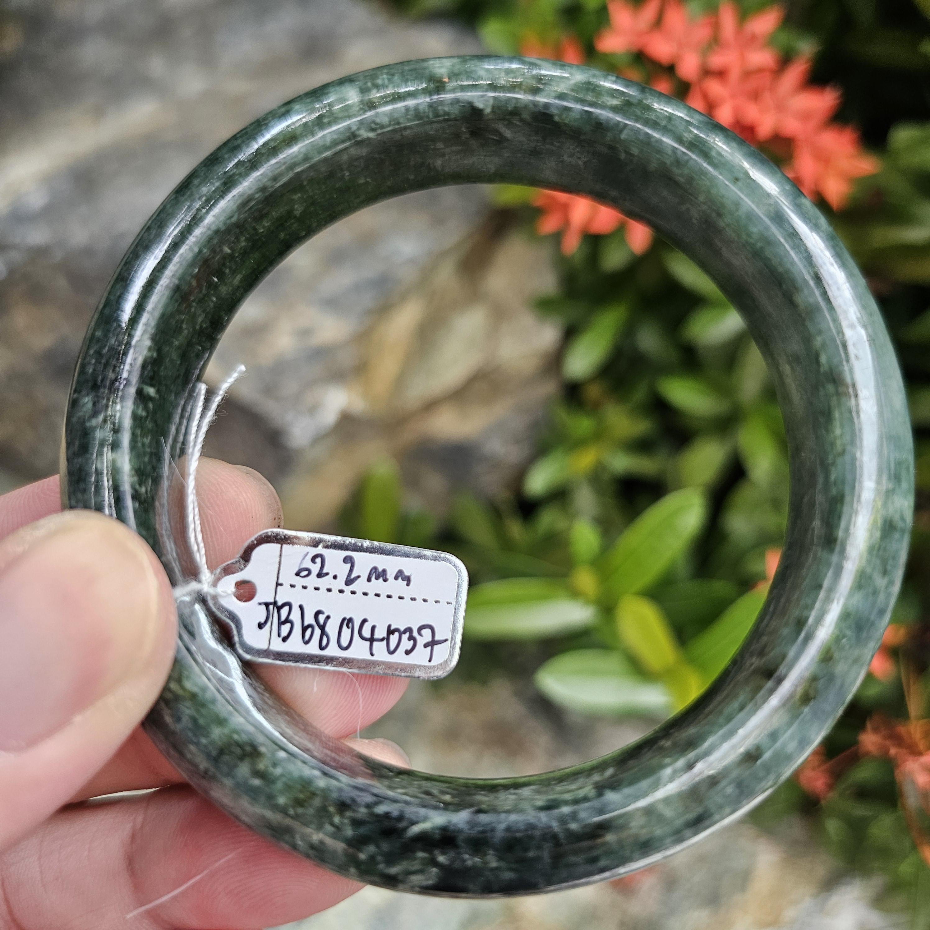 JB6804037 หยก พม่า แท้ Jade กำไลหยก 62.2 มม. (Jadeite bracelet) พม่า (Myanmar)