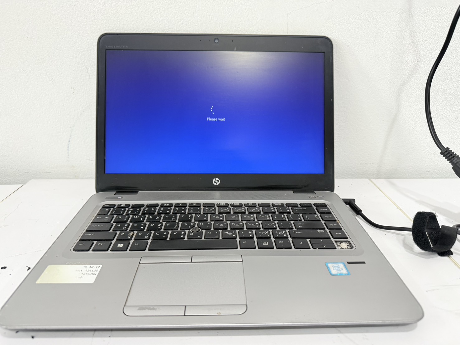 Notebook HP EliteBook 840 G4 (i5-7300U/8GB/M.2 256GB) ไม่มี Adapter แบตเสื่อม จอ Bright ขอบยางเสื่อม ปุ่มหาย 1 ปุ่ม