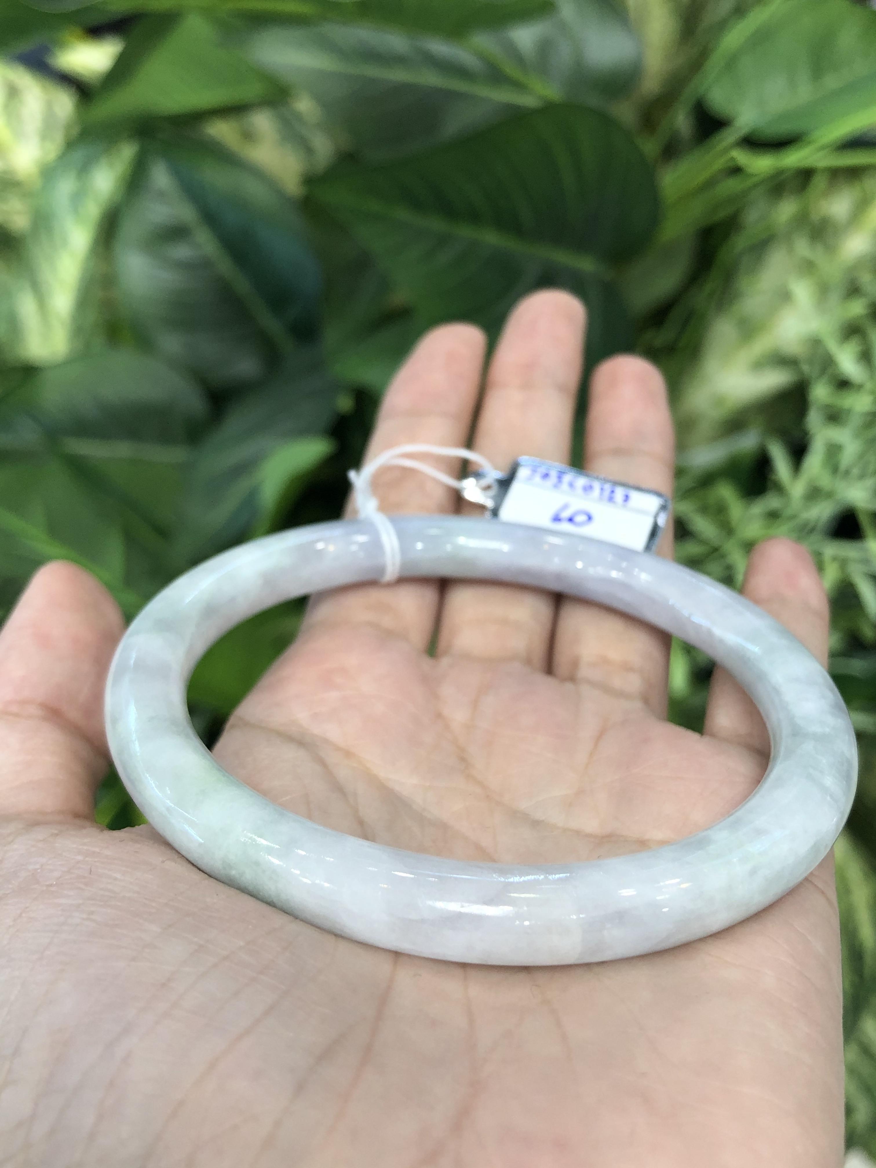 J05C0127 หยก พม่า แท้ Jade กำไลหยก 60 มม (Jade bracelet) พม่า (Myanmar)