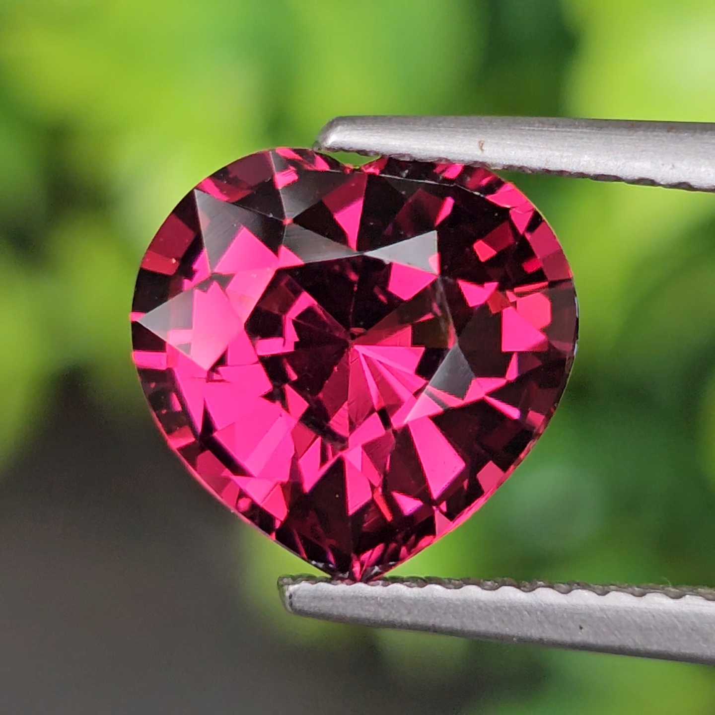 พลอย อุมบาไลต์ การ์เน็ต Umbalite Garnet 4.26 กะรัต (Cts.) ดิบ Unheated พร้อมใบเซอร์ AIG พลอยแท้ อัญมณีมงคลประจําวันเกิด เครื่องประดับพลอย