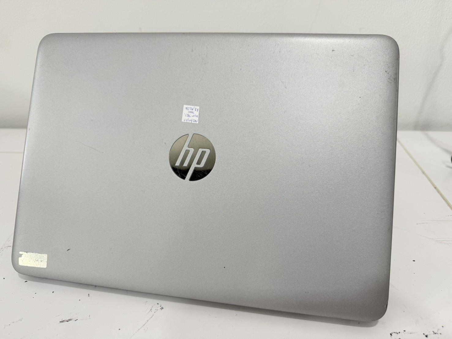 Notebook HP EliteBook 840 G4 (i5-7300U/8GB/M.2 256GB) ไม่มี Adapter แบต 78% แบตเสื่อม จอ Bright ขอบยางเสื่อม