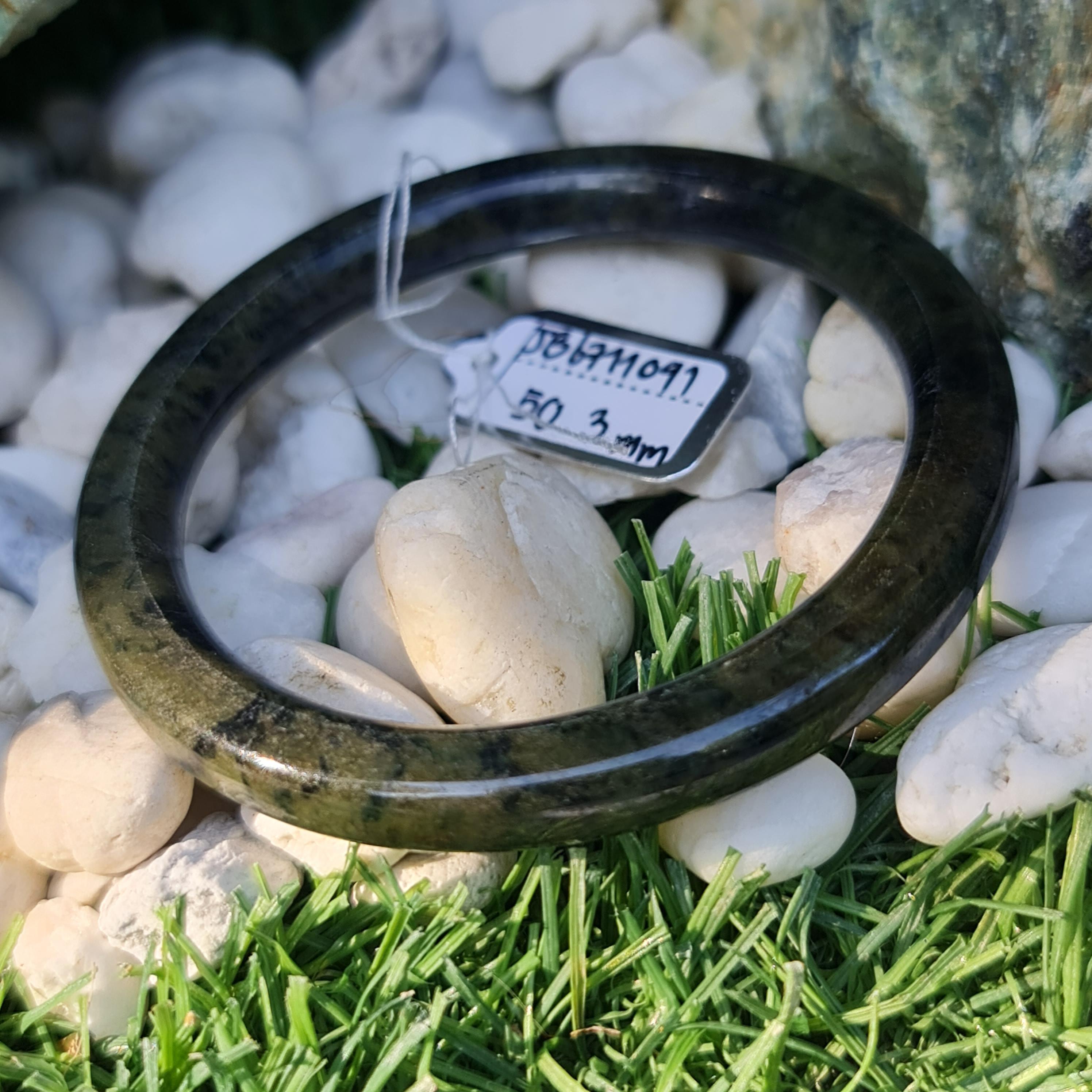 JB6711091 หยก พม่า แท้ Jade กำไลหยก 50.3 มม. (Jadeite bracelet) พม่า (Myanmar)