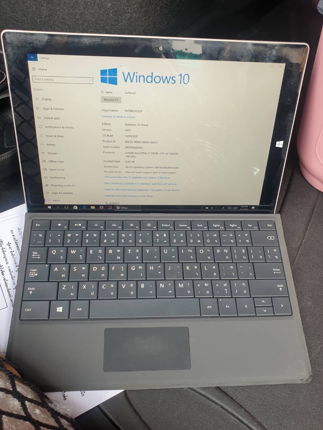 Surface 3 10.8" Quad-Core Intel Atom x7-Z8700 พร้อมคีบอร์ด