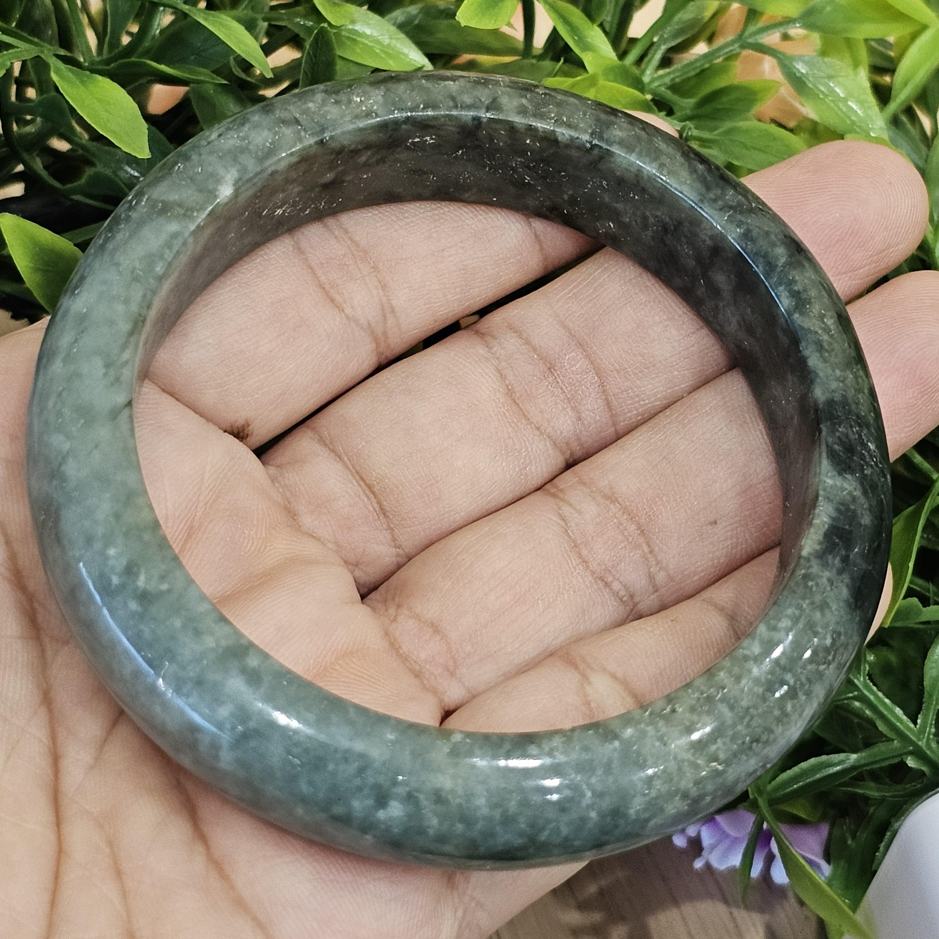 หยก พม่า แท้ Jade กำไลหยก (Jadeite bracelet) พม่า (Myanmar) 61.9 มม.