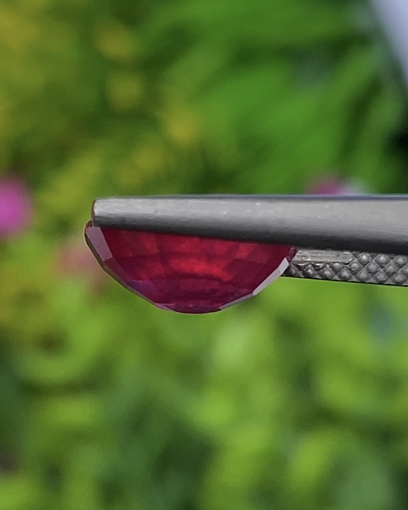 พลอย ทับทิม (Ruby Sapphire) 3.80 กะรัต (Cts.) พลอยแท้ อัญมณีมงคลประจําวันเกิด เครื่องประดับพลอย