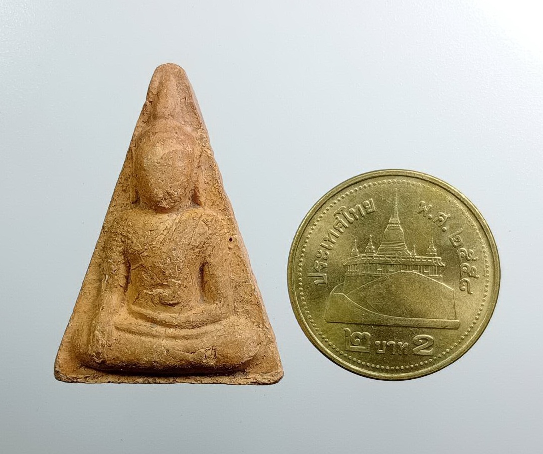 ผ3969 สมเด็จนางพญา หลังลายนิ้วมือ ไม่ทราบที่