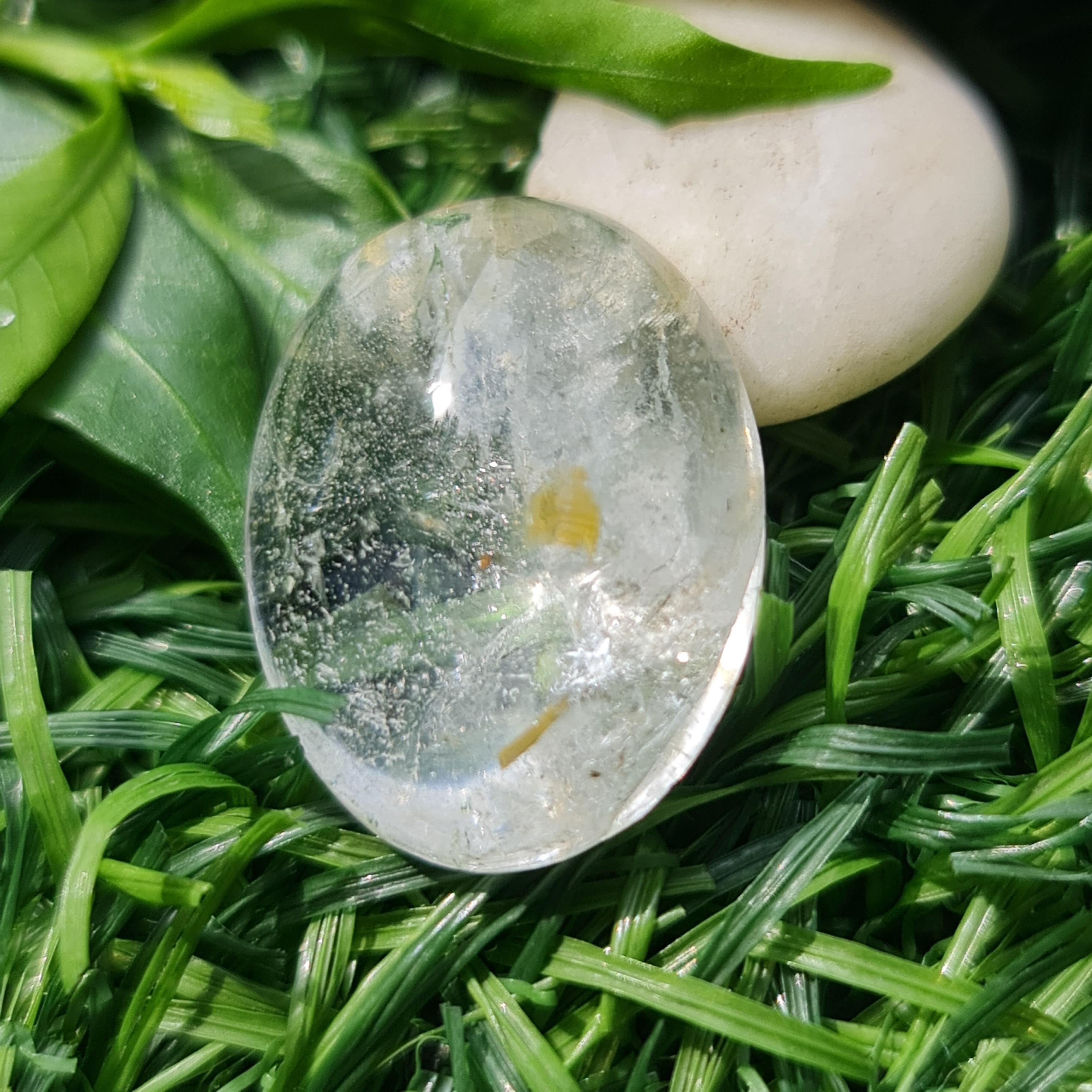 โป่งข่าม ควอตซ์ Rutilated Quartz 30.37 กะรัต Cts. พลอยแท้ อัญมณีมงคลประจําวันเกิด เครื่องประดับพลอย