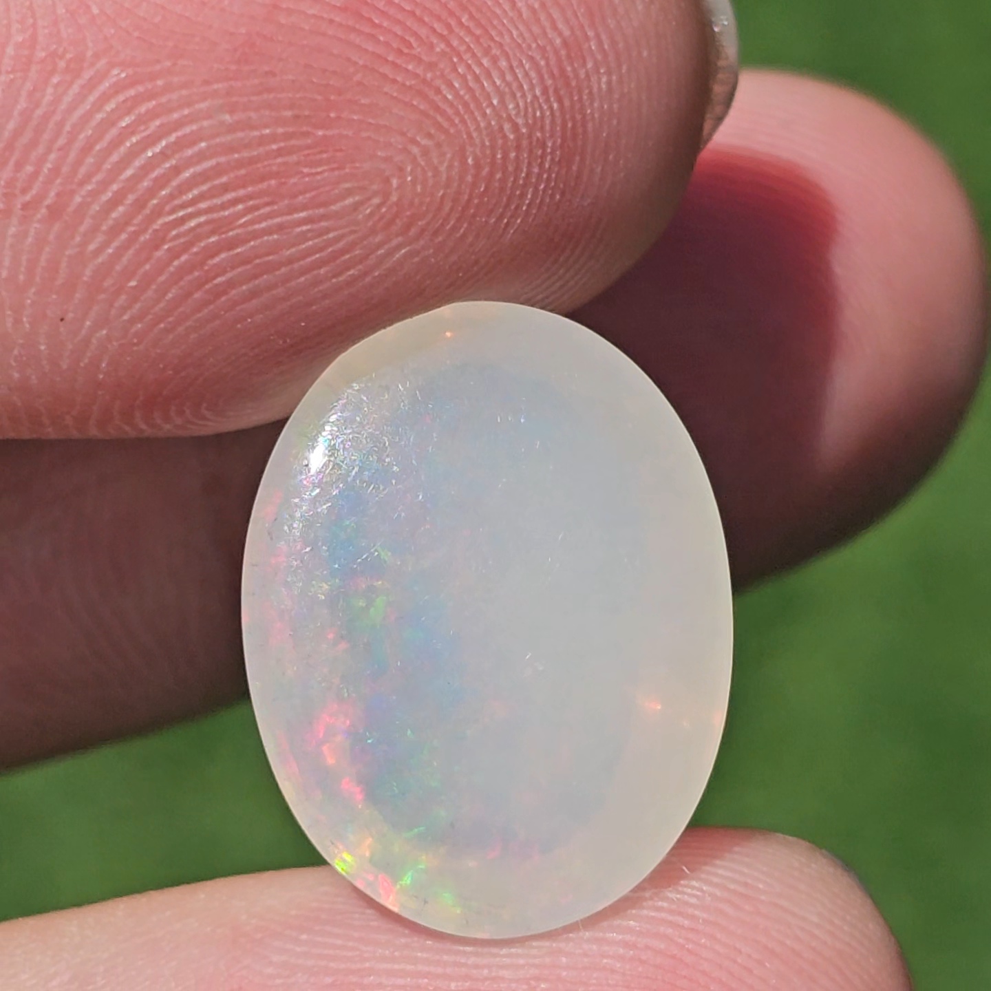 พลอย ไวท์ โอปอล White Opal 12.20 กะรัต (Cts.) พลอยแท้ อัญมณีมงคลประจําวันเกิด เครื่องประดับพลอย