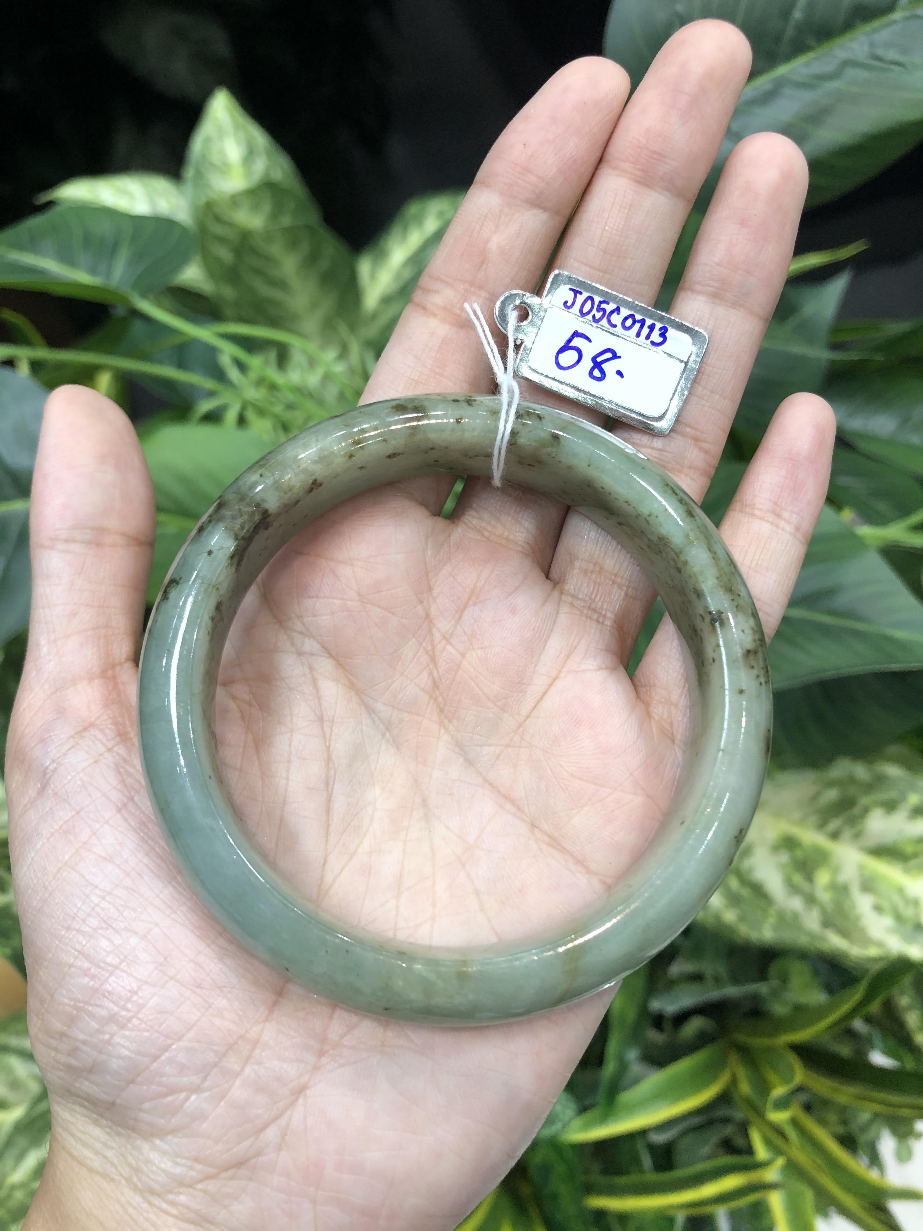 J05C0113 หยก พม่า แท้ Jade กำไลหยก 58 มม (Jade bracelet) พม่า (Myanmar)