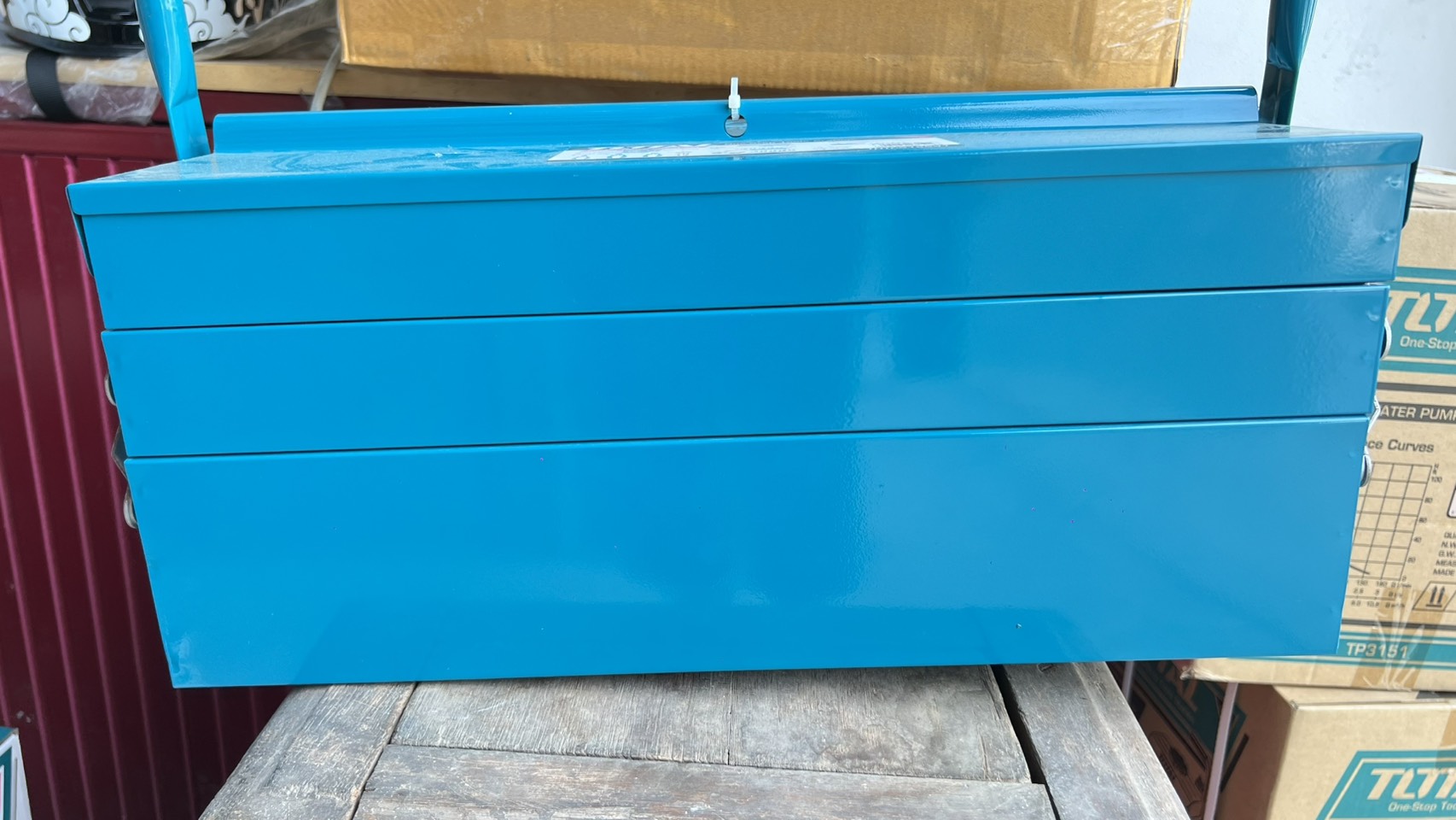 Total ชุดเครื่องมือช่าง พร้อมกล่องเครื่องมือ รุ่นงานหนัก 59 ชิ้นชุด รุ่น THTCS12591