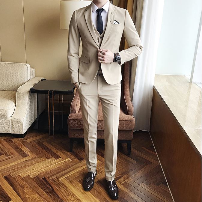 เช่า ชุดสูทชาย สีเบจกากี สไตล์เกาหลี เซต 3 ชิ้น