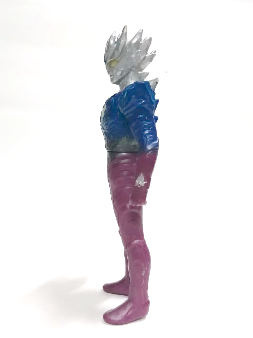 ซอฟ6.5- 7 นิ้ว อุลตร้าแมนซาก้า bandai2011รุ่นเรืองแสงในที่มืด มือสองสภาพดีมีรอยบ้าง