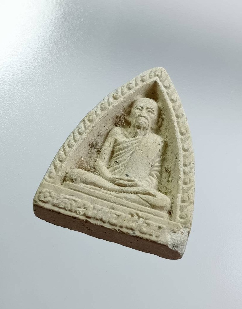 ผ3183 พระผงรูปเหมือน หลวงพ่อเผือก วัดโมลี จ.นนทบุรี ปี2536