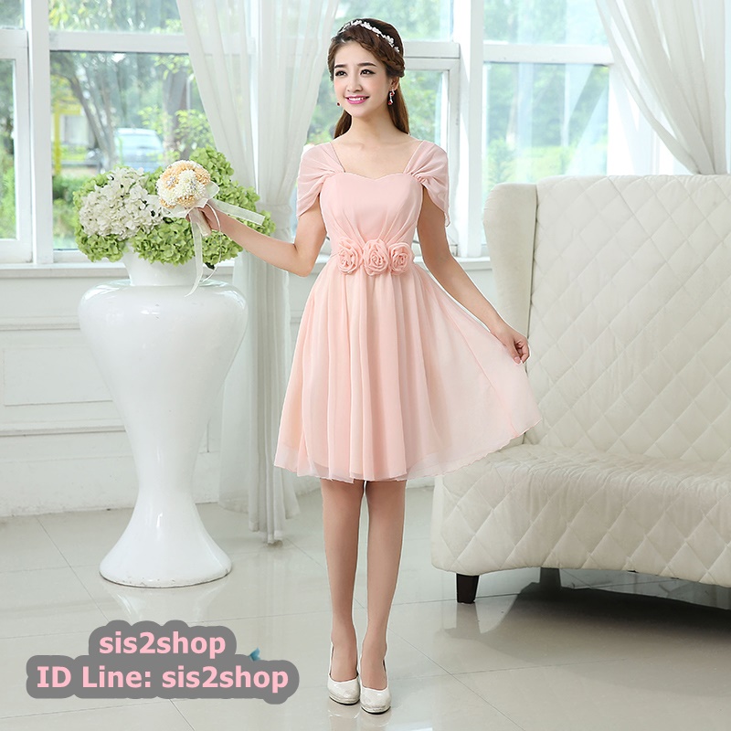 พร้อมส่ง ชุดเดรสสั้น แบบปิดไหล่ จับสม๊อกด้านหลัง แต่งดอกช่วงเอว สีชมพูโอโรส