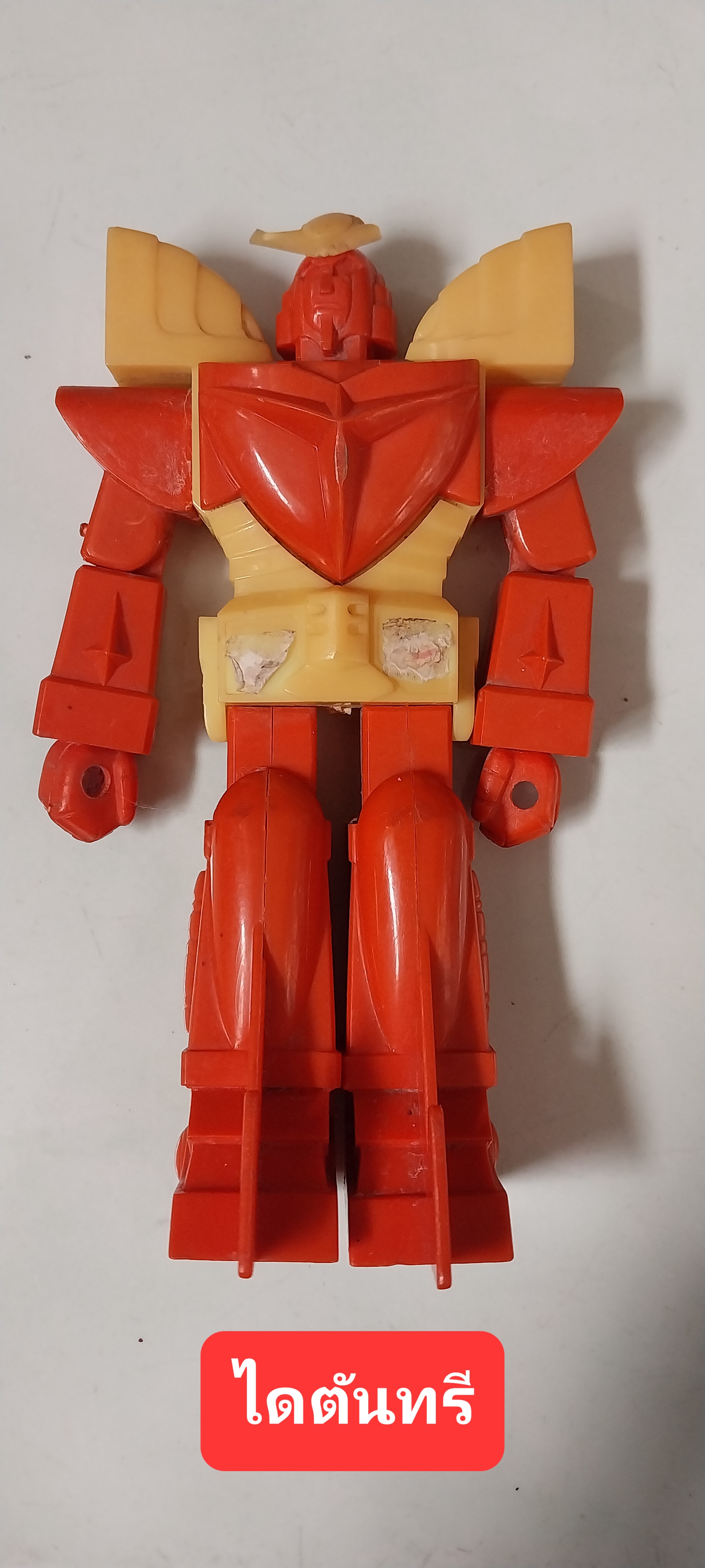 มีหลายภาพ,**เขาหัก1ข้าง งานเก่า หุ่นประกอบสำเร็จ ไดตันทรี(daitarn 3)ของแถมพรีเมี่ยมสมัยก่อน มีรอยบ้าง ของมีตามสภาพในรูป ขนาดตามรูป เก่าเก็บ พิจารณาก่อนซื้อ