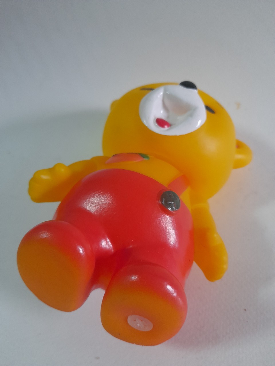 มีหลายภาพ ของเก่าสะสม ตุ๊กตายางบีบรูปหมี งานเรโทร เก่าเก็บ