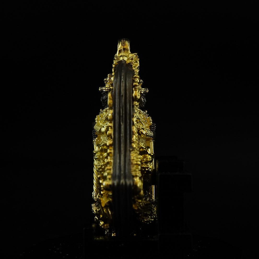 เหรียญจำปีพุทธศิลป์ท้าวเวสสุวรรณโณ รุ่นทวิเทวา รายการที่6 เนื้อขันลงหินอาบทอง