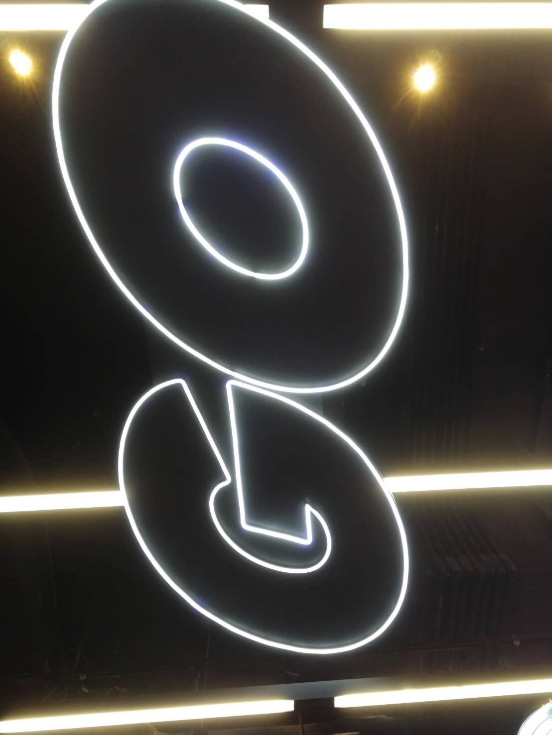 อักษรโลหะติดไฟนีออน flex led