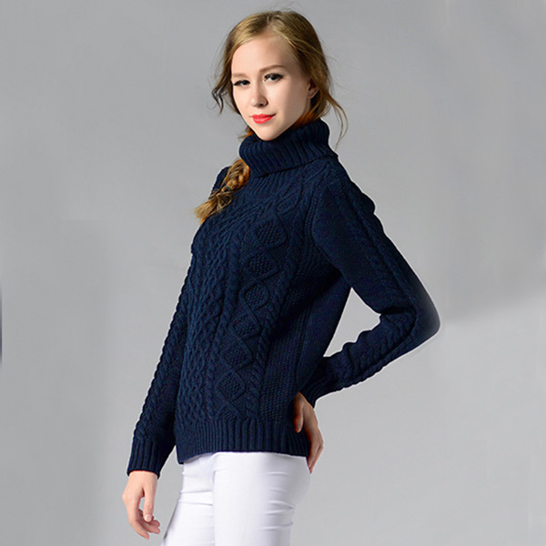 เสื้อสเวตเตอร์คอพับ ไหมพรมหนานุ่มถักลายนูน (12279B)