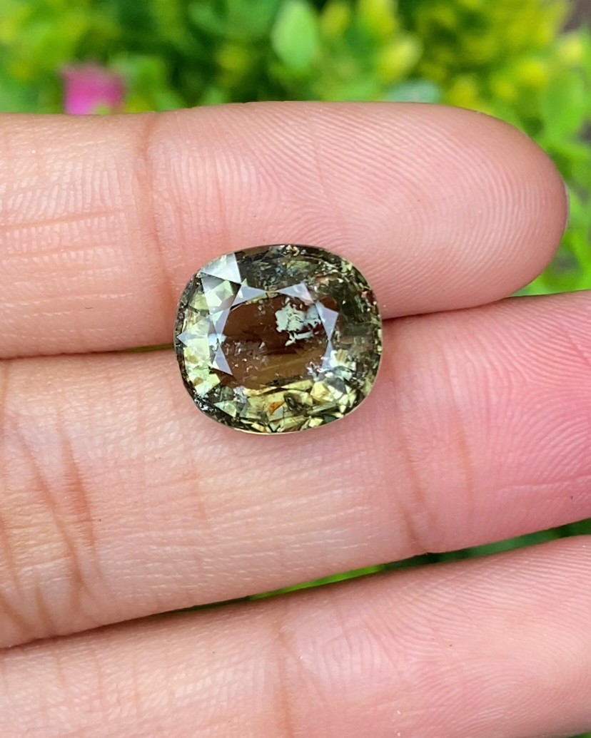 พลอย ทัวร์มารีน (Rubellite Tourmaline) 7.2 กะรัต (Cts.) อัญมณีมงคลประจําวันเกิด เครื่องประดับพลอย