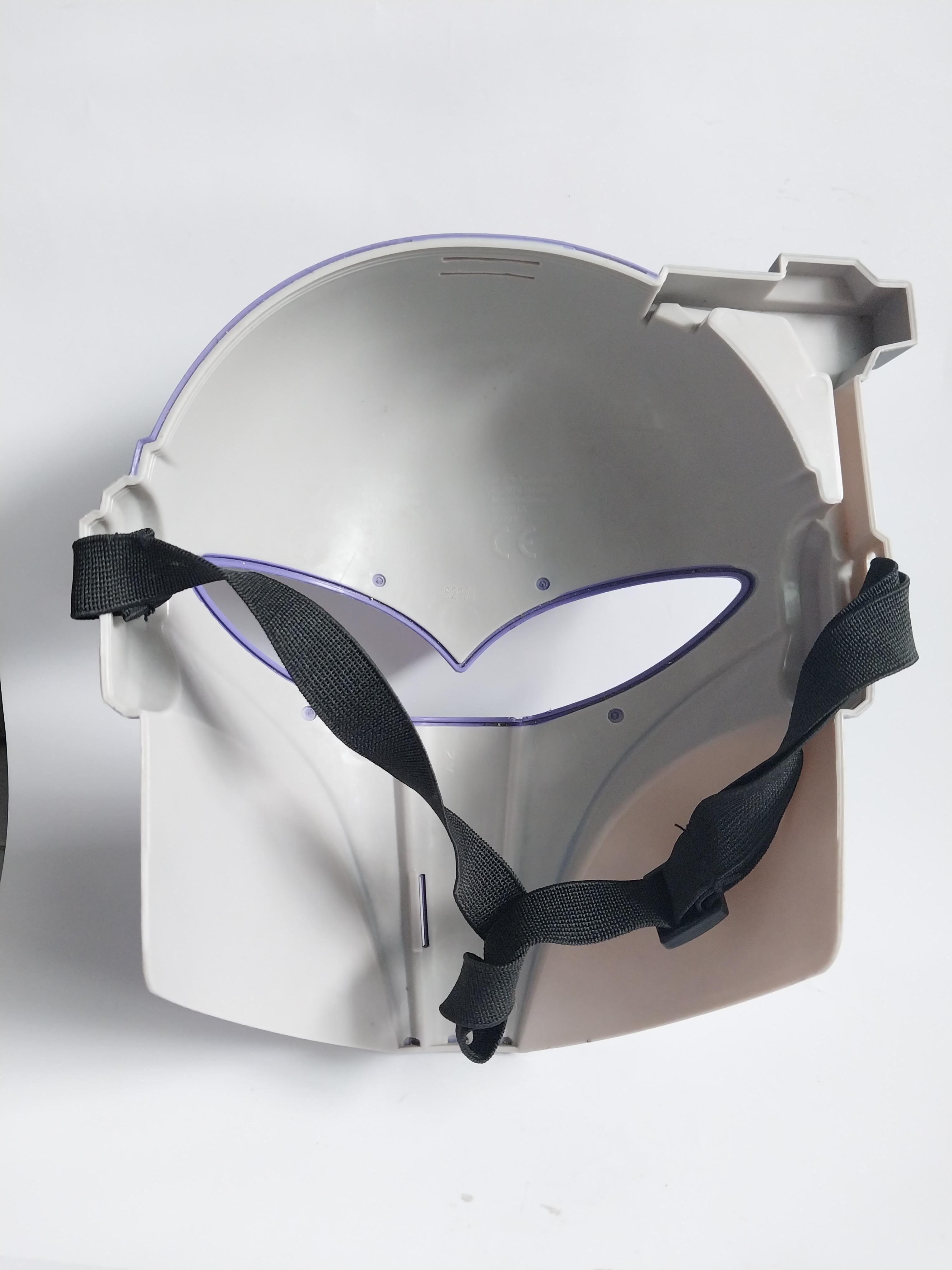 มีหลายภาพของสะสม Star Wars Sabin Wren ชิ้นงานพลาสติกหนาของแท้มีปั๊ม