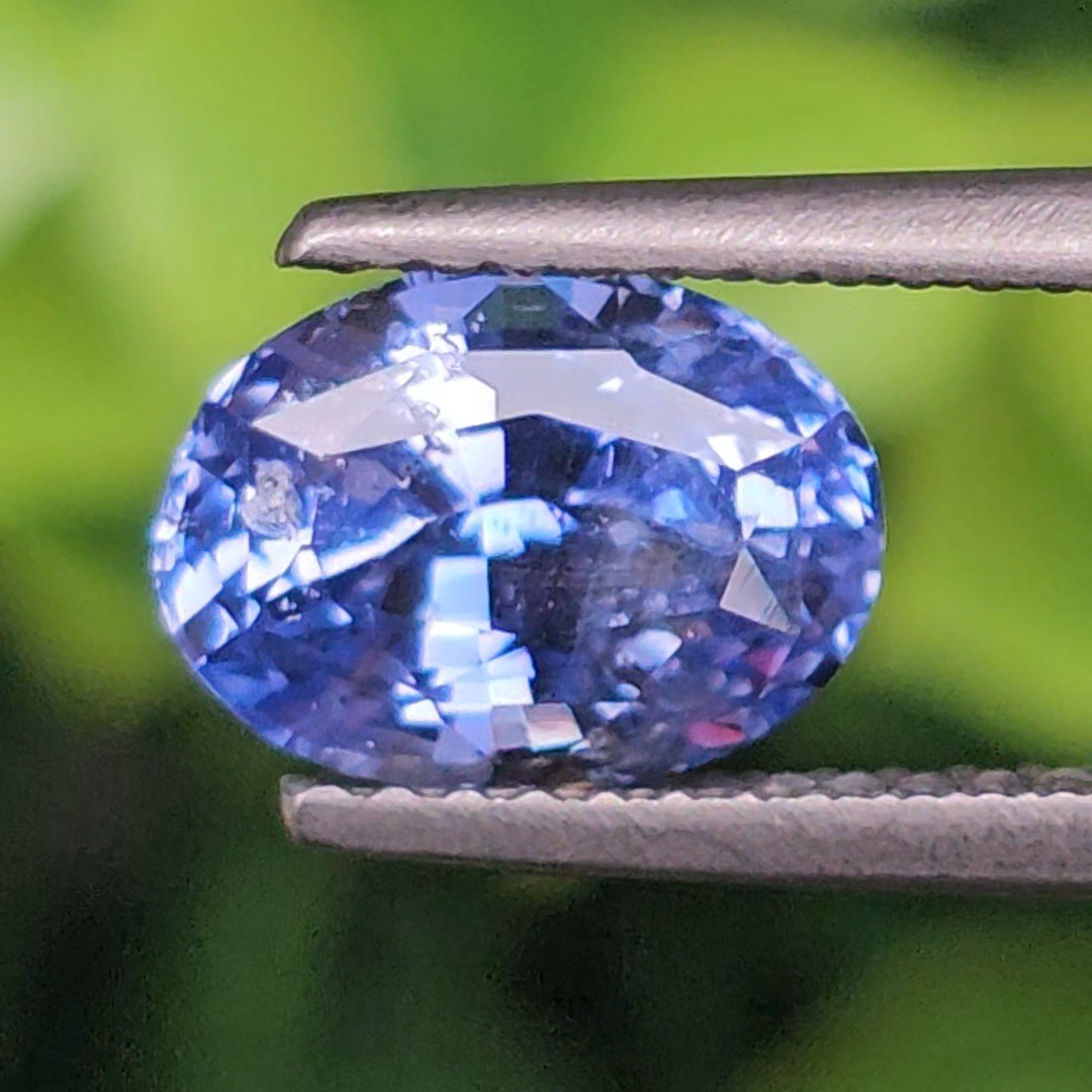 พลอย ไพลิน blue sapphire 2.73 กะรัต (Cts.) ดิบ unheated พร้อมใบเซอร์ พลอยแท้ อัญมณีมงคลประจําวันเกิด เครื่องประดับพลอย