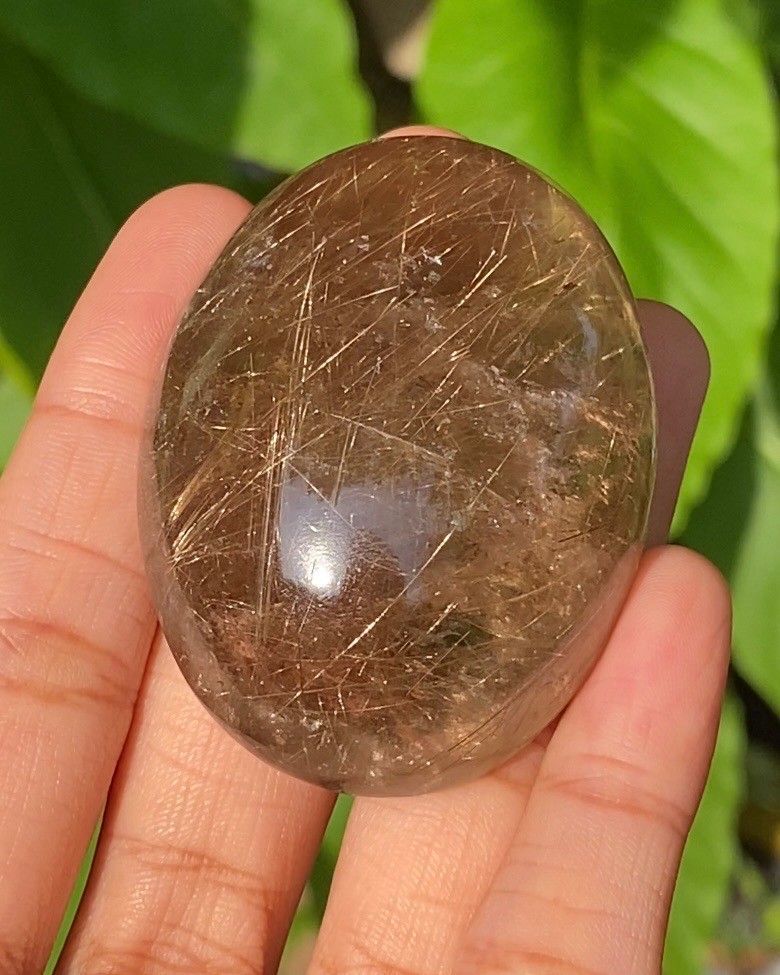 ไหมทอง ควอตซ์ Golden Rutilated Quartz 405 กะรัต (Carats) พลอยแท้ อัญมณีมงคลประจําวันเกิด เครื่องประดับพลอย