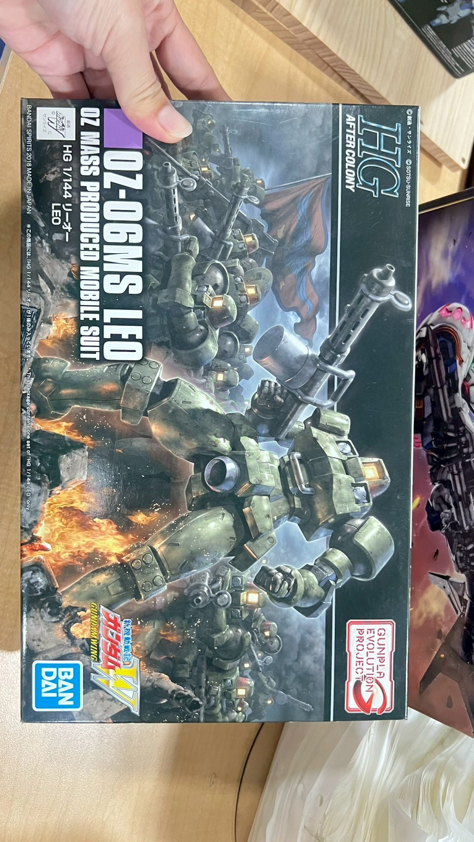 BANDAI HGAC 1/144 OZ-06MS Leo